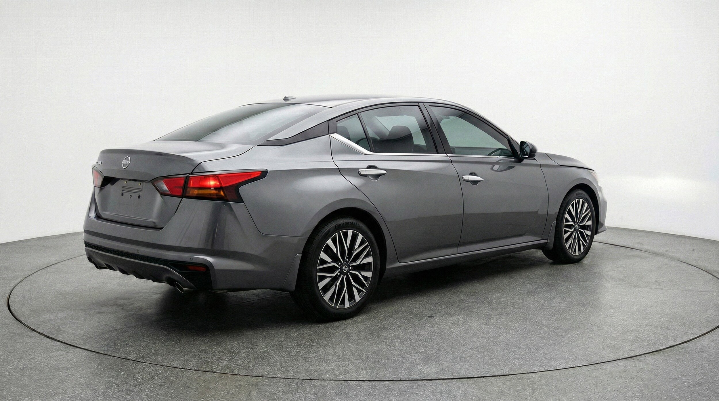 Thumbnail: 2025 Nissan Altima - 9