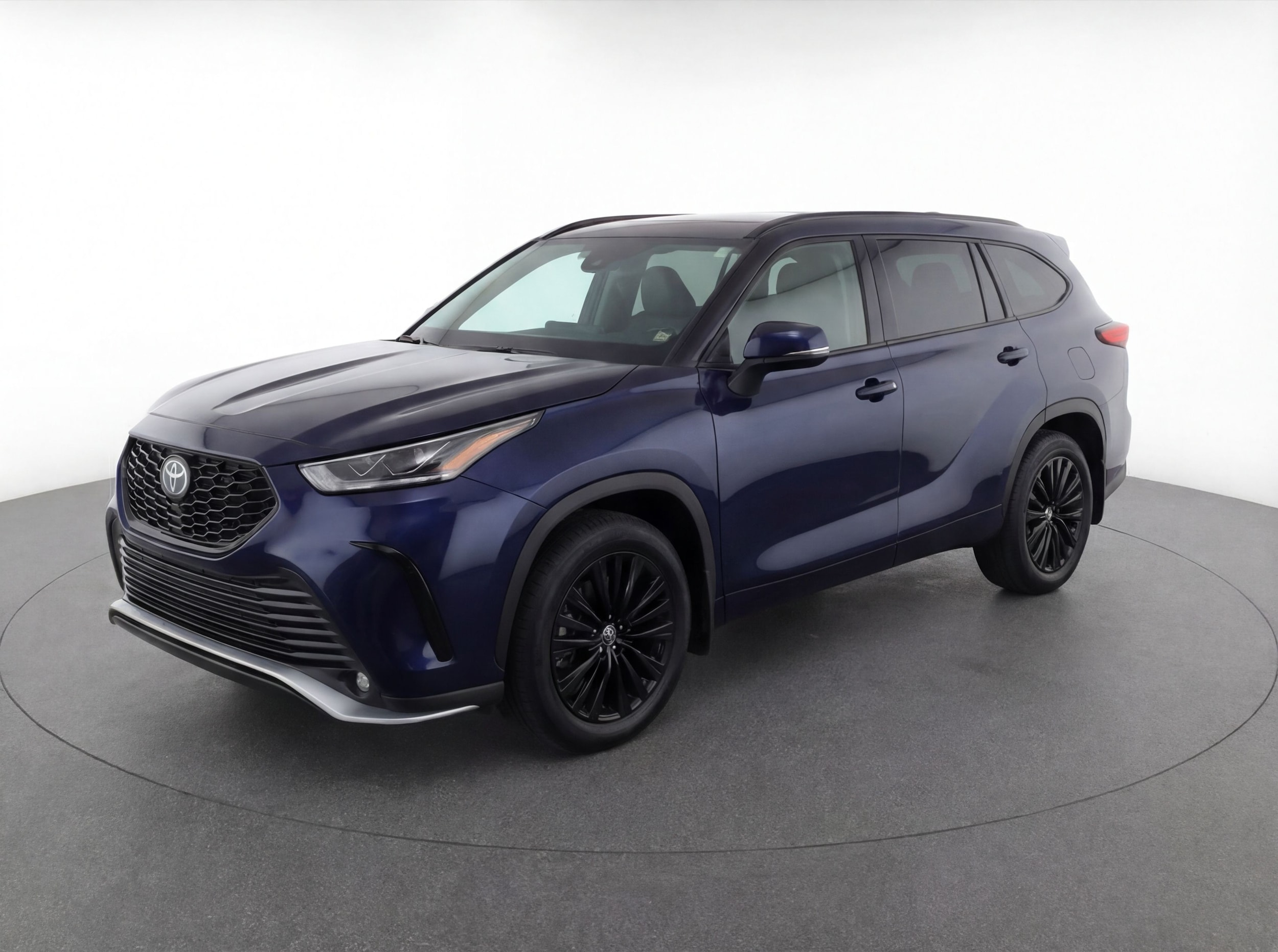 Thumbnail: 2024 Toyota Highlander - 3