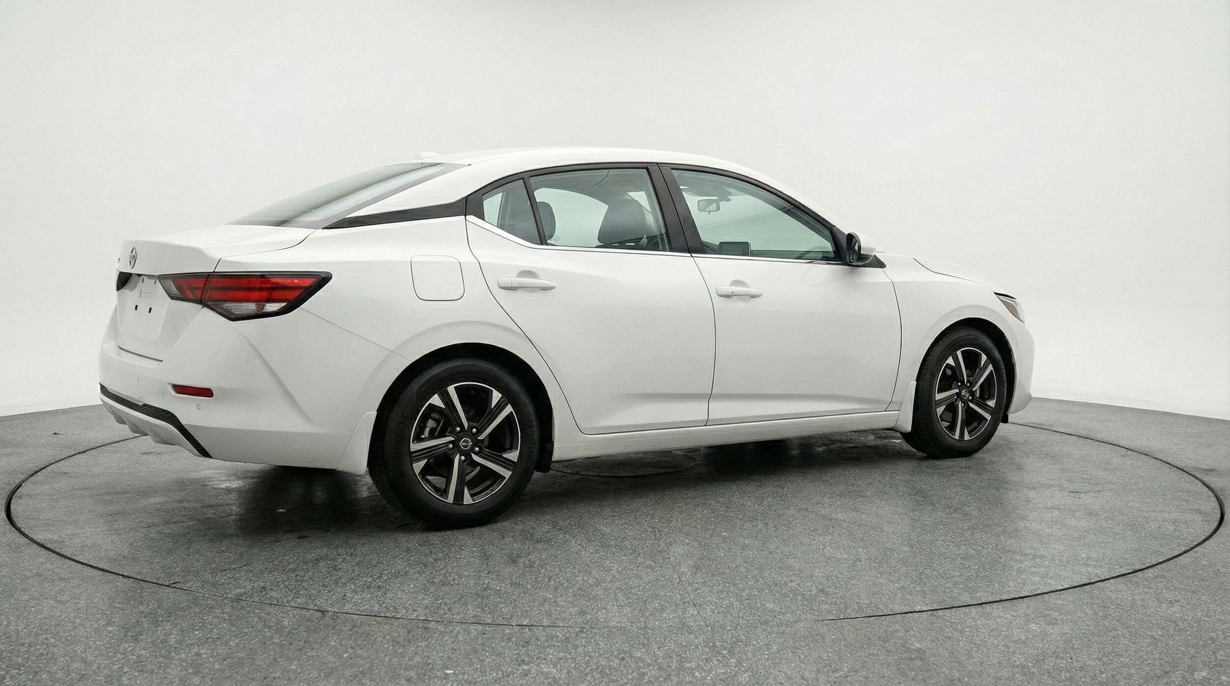 Thumbnail: 2025 Nissan Sentra - 9