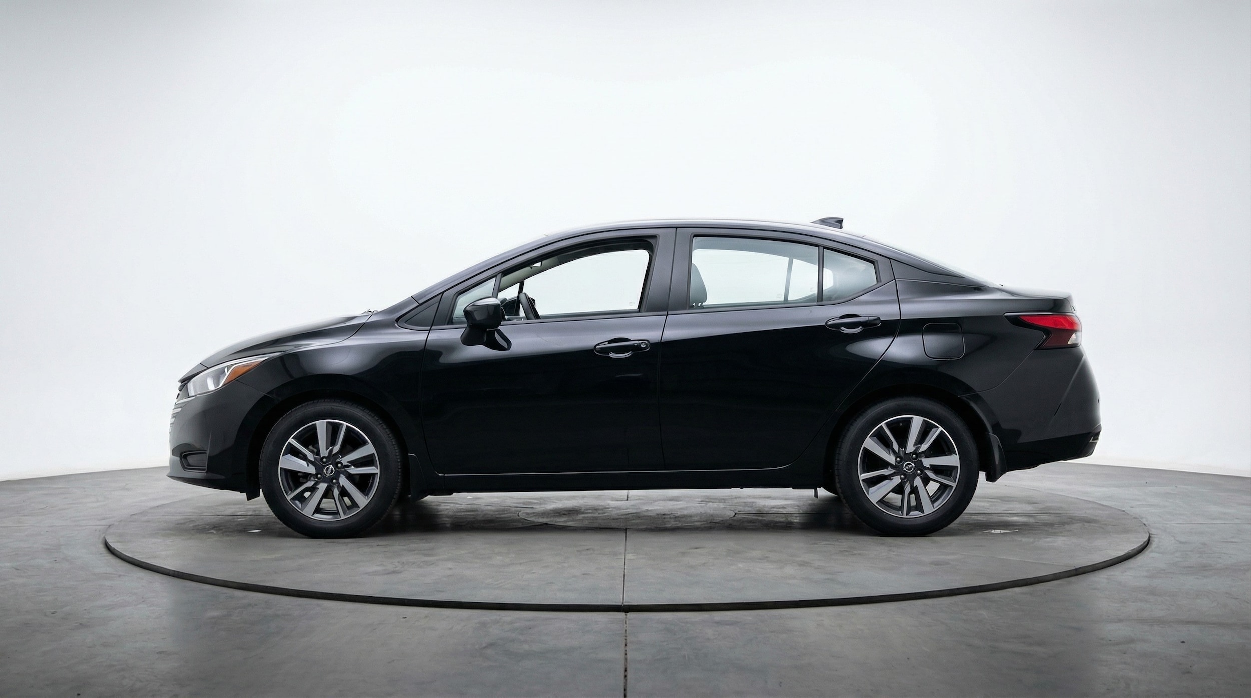 Thumbnail: 2025 Nissan Versa - 4