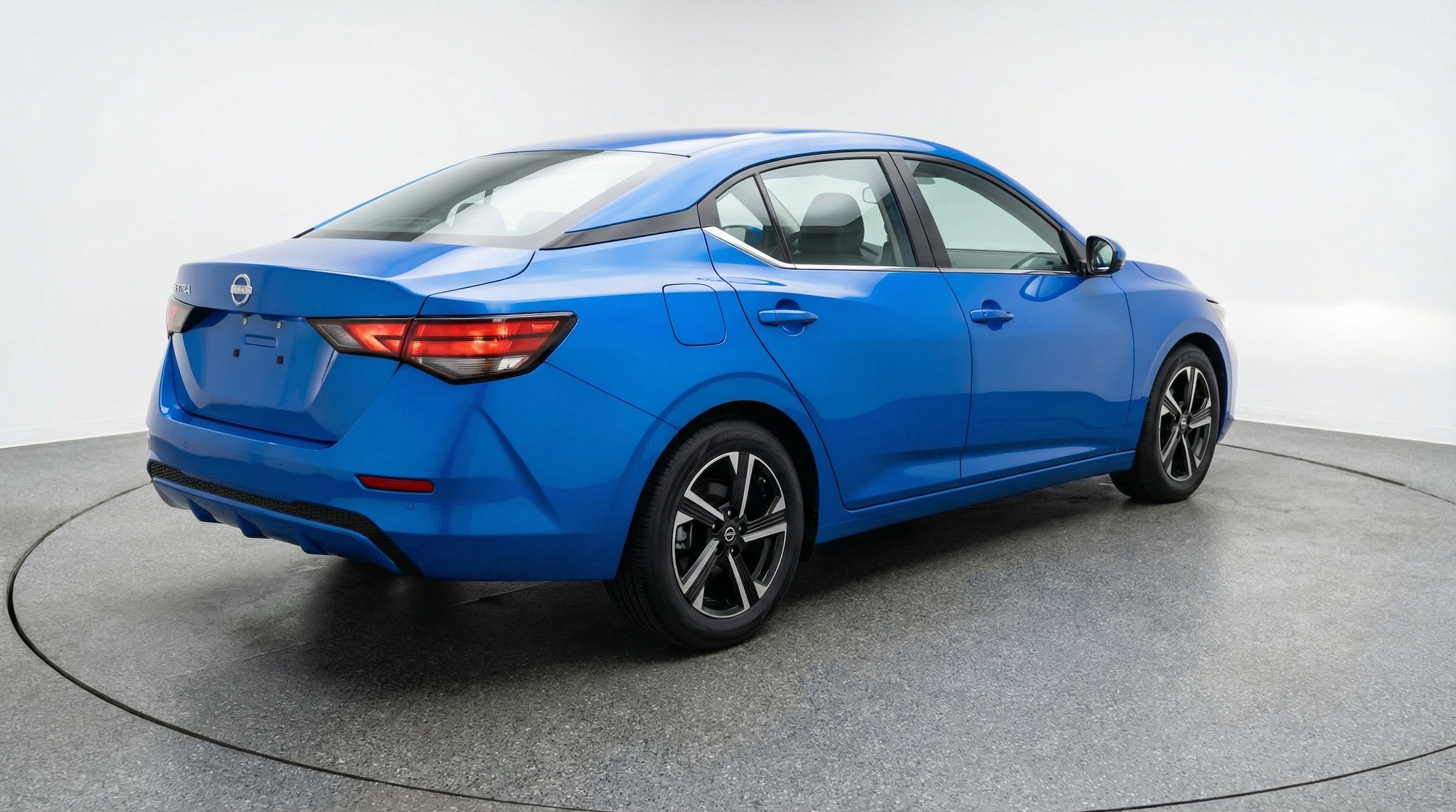 Thumbnail: 2025 Nissan Sentra - 9