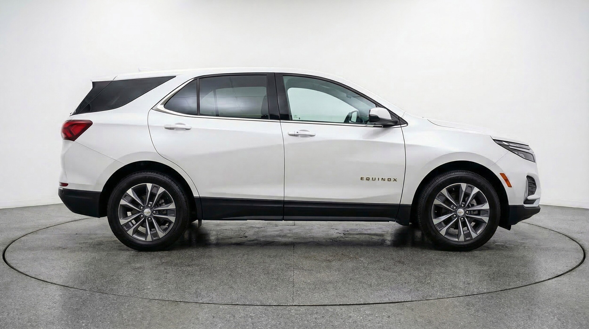 Thumbnail: 2025 Chevrolet Equinox - 11