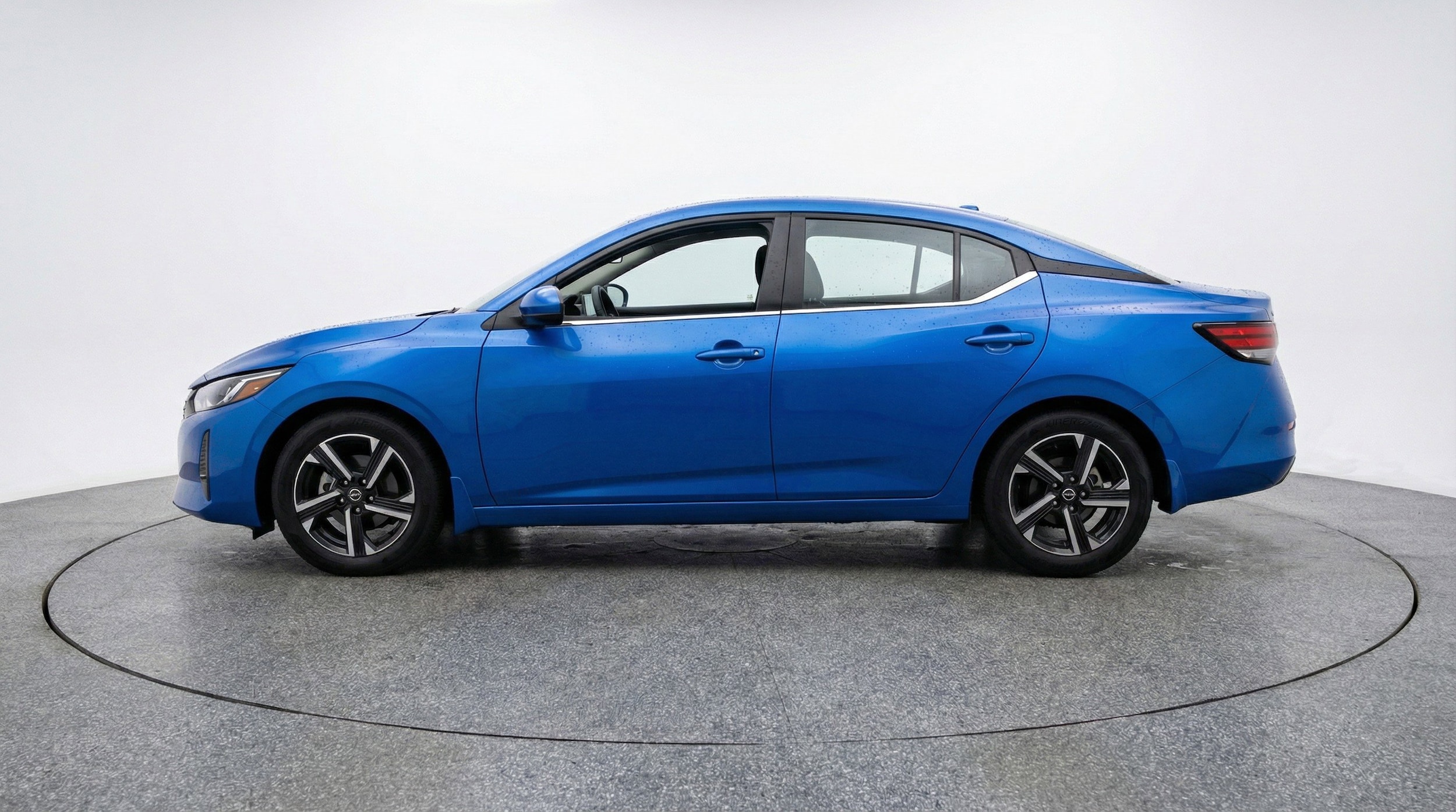 Thumbnail: 2025 Nissan Sentra - 5