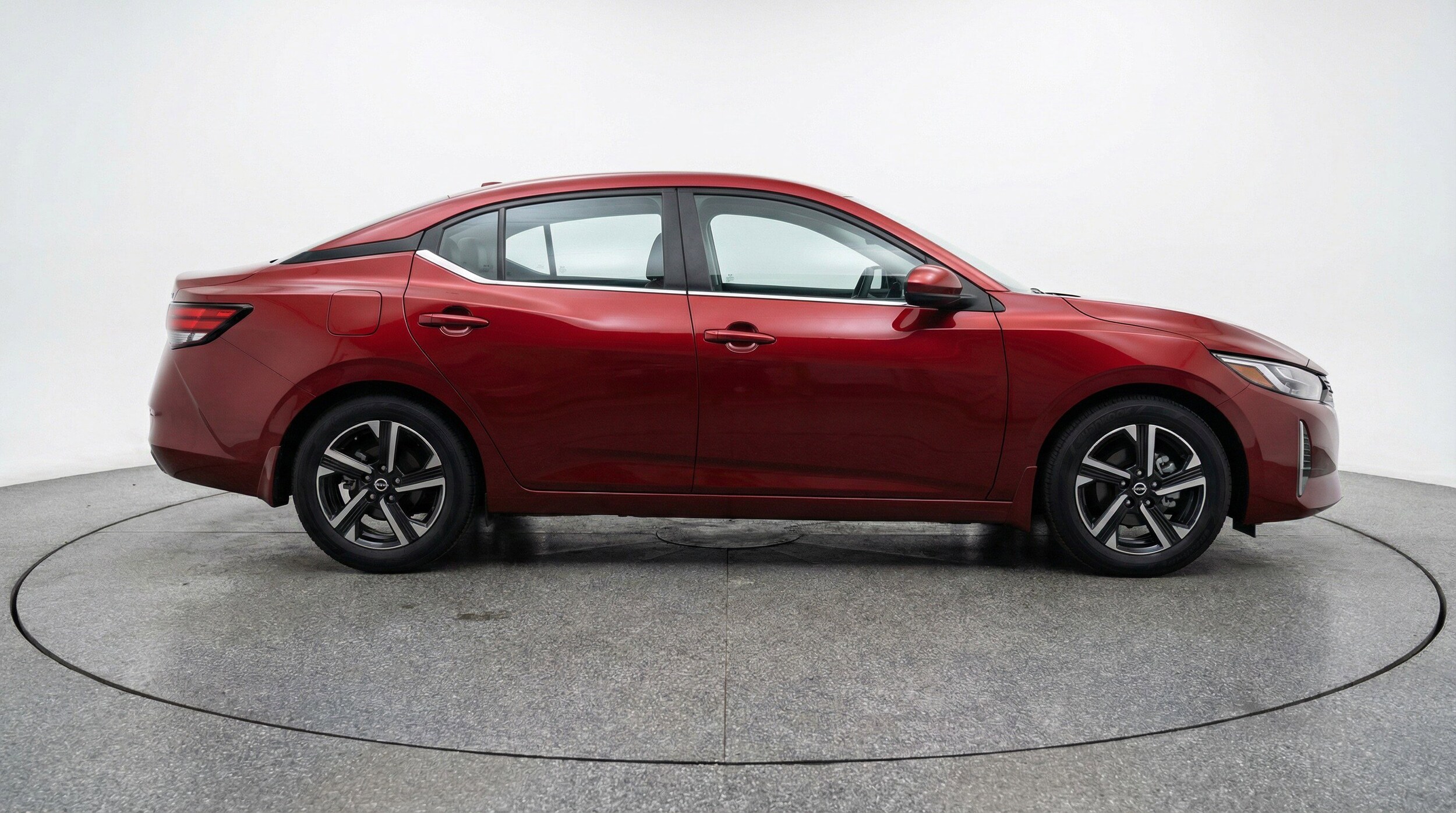 Thumbnail: 2025 Nissan Sentra - 11