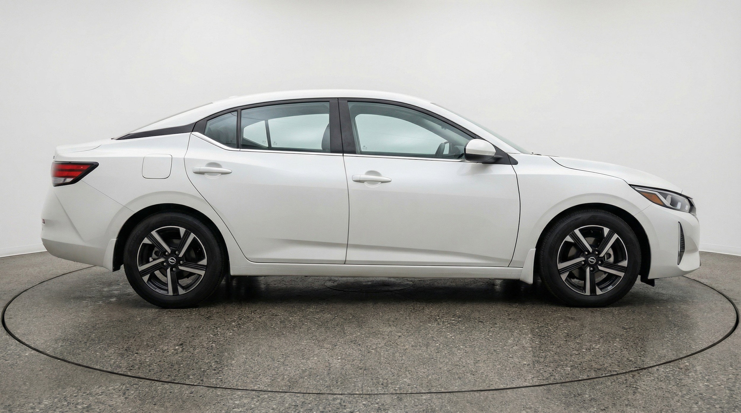 Thumbnail: 2025 Nissan Sentra - 11