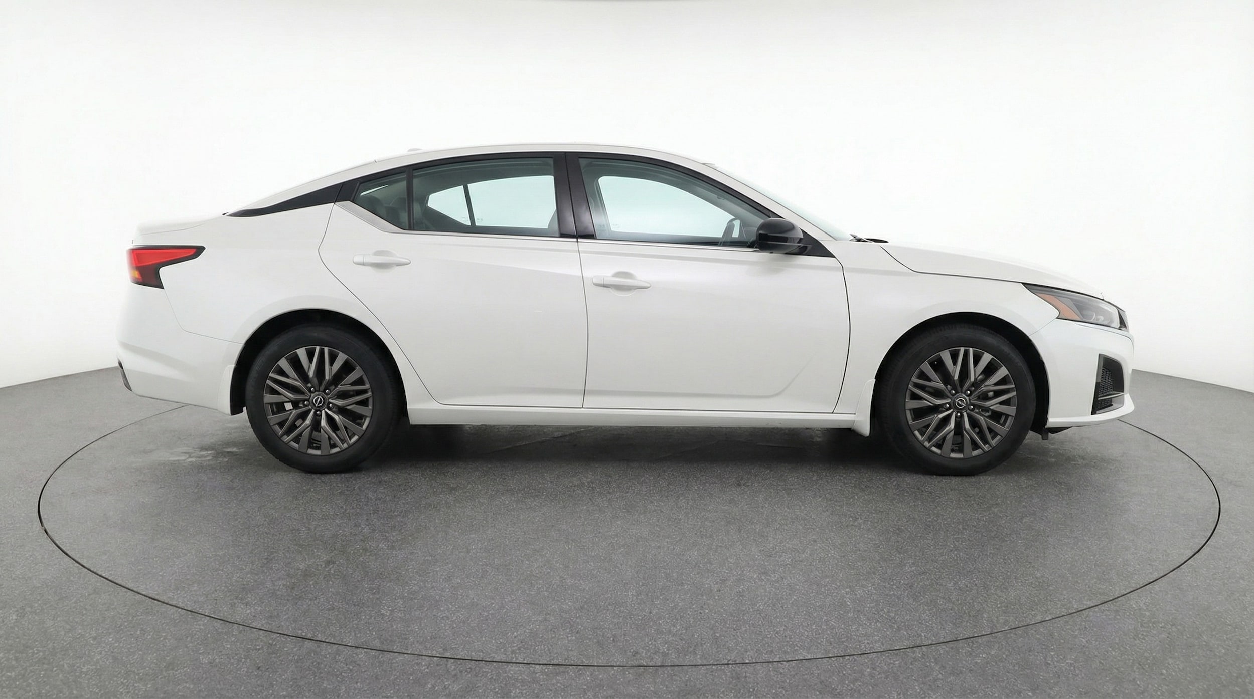 Thumbnail: 2025 Nissan Altima - 8