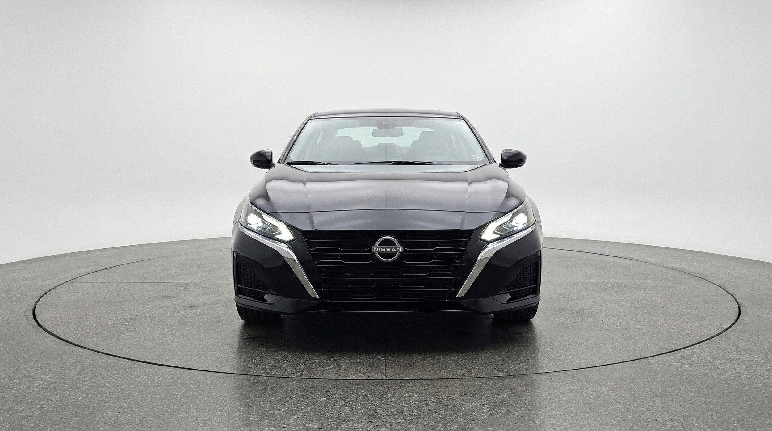 Thumbnail: 2025 Nissan Altima - 2