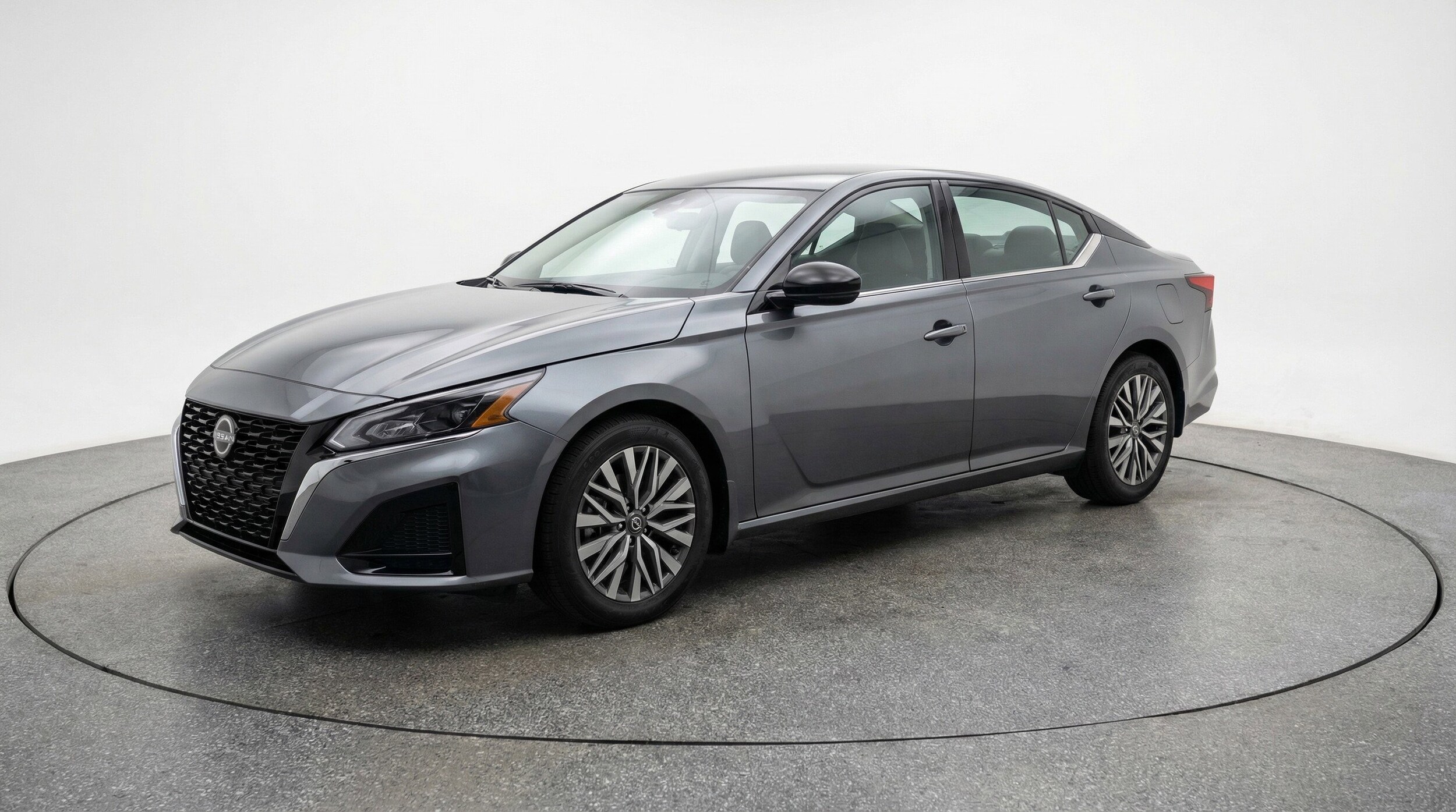 Thumbnail: 2025 Nissan Altima - 3