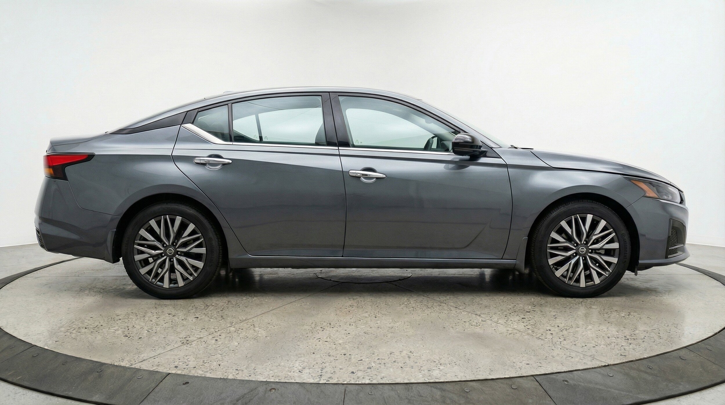 Thumbnail: 2025 Nissan Altima - 11