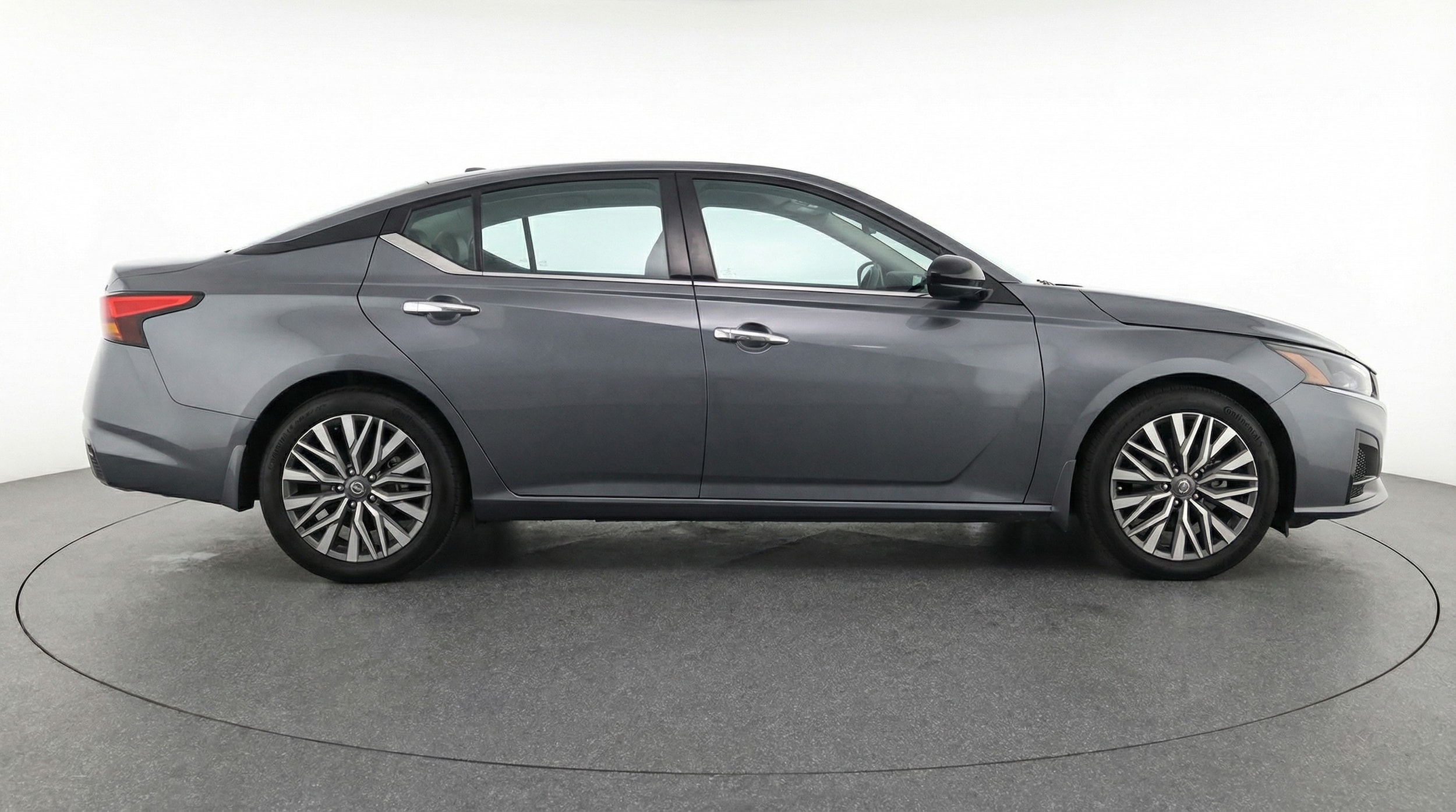 Thumbnail: 2025 Nissan Altima - 8