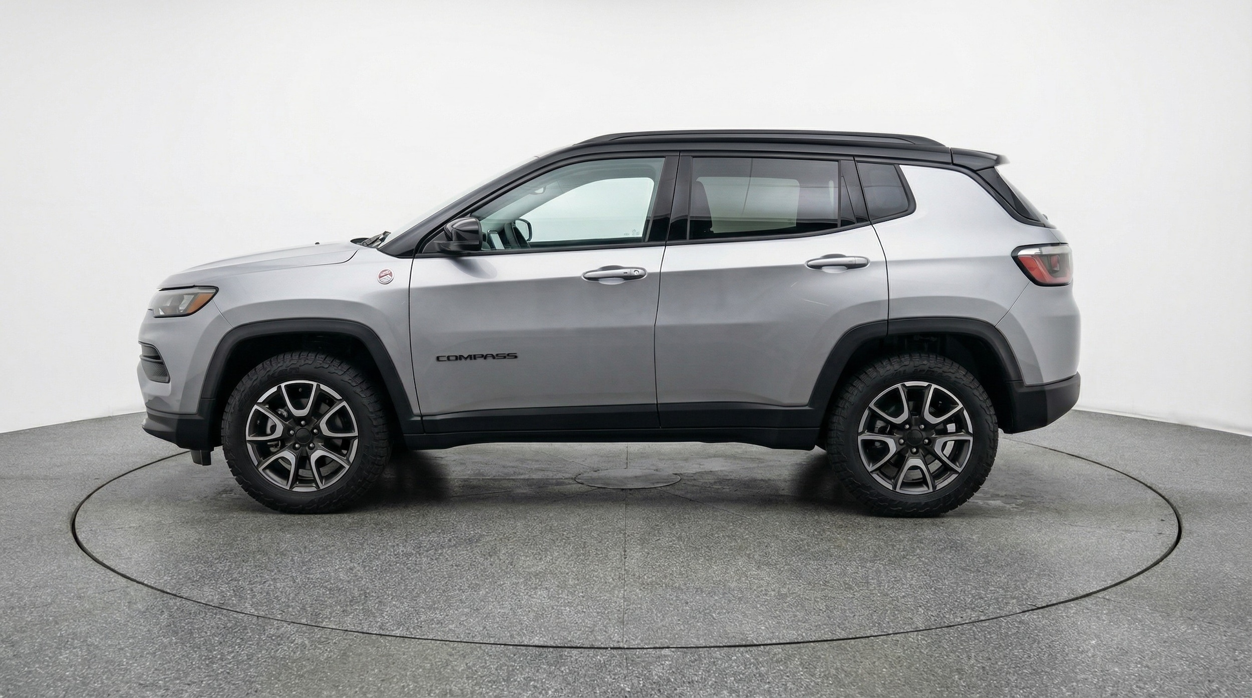 Thumbnail: 2025 Jeep Compass - 4