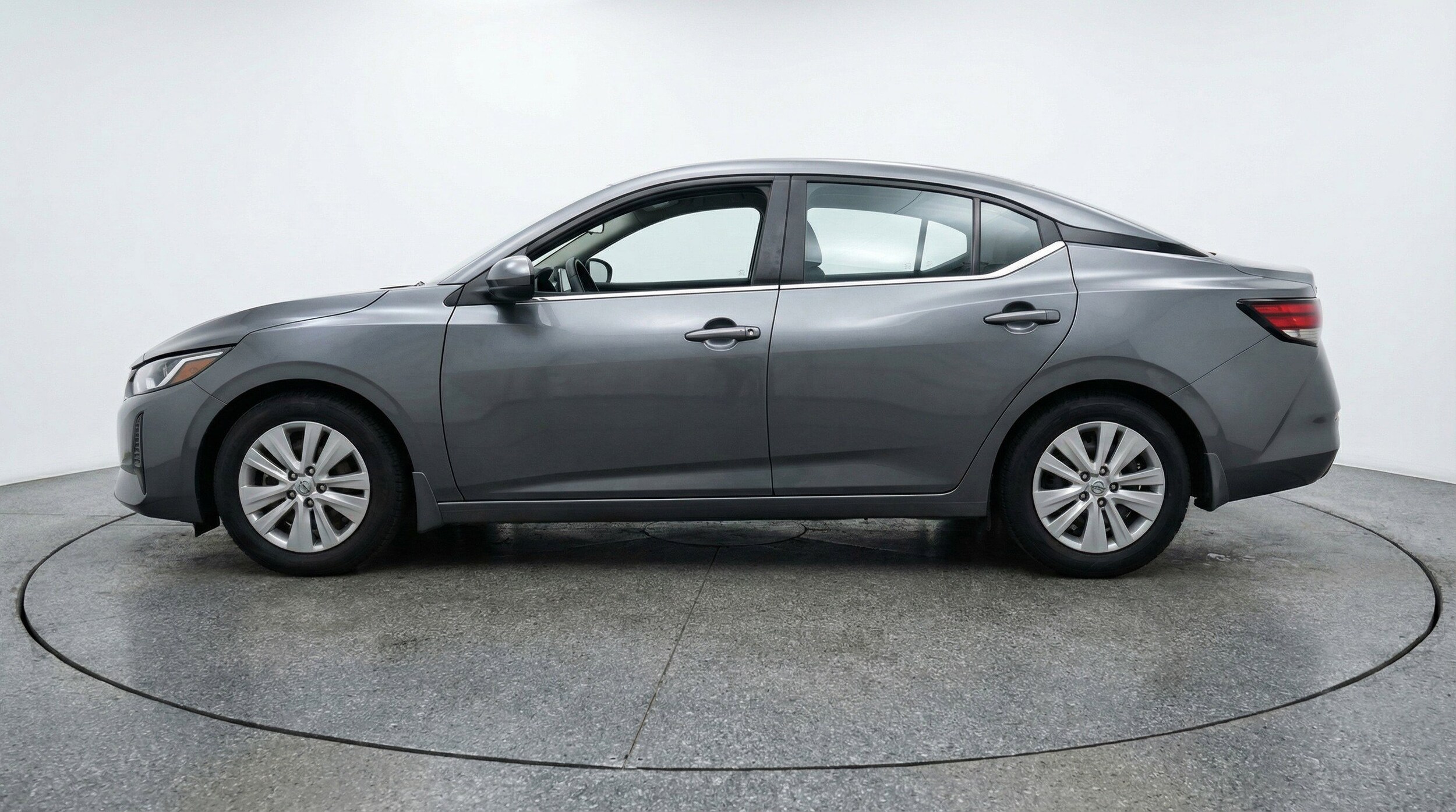 Thumbnail: 2025 Nissan Sentra - 5