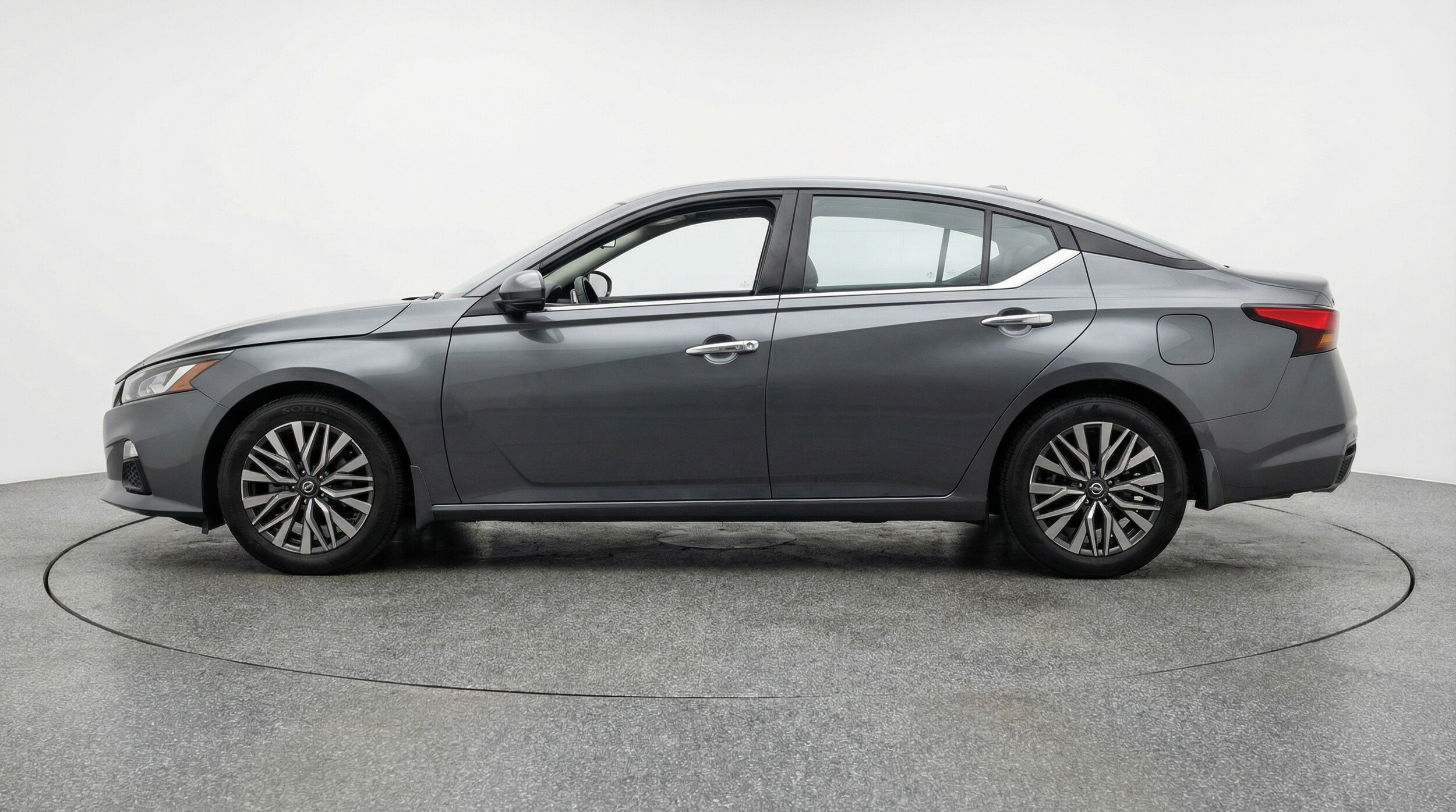 Thumbnail: 2025 Nissan Altima - 4