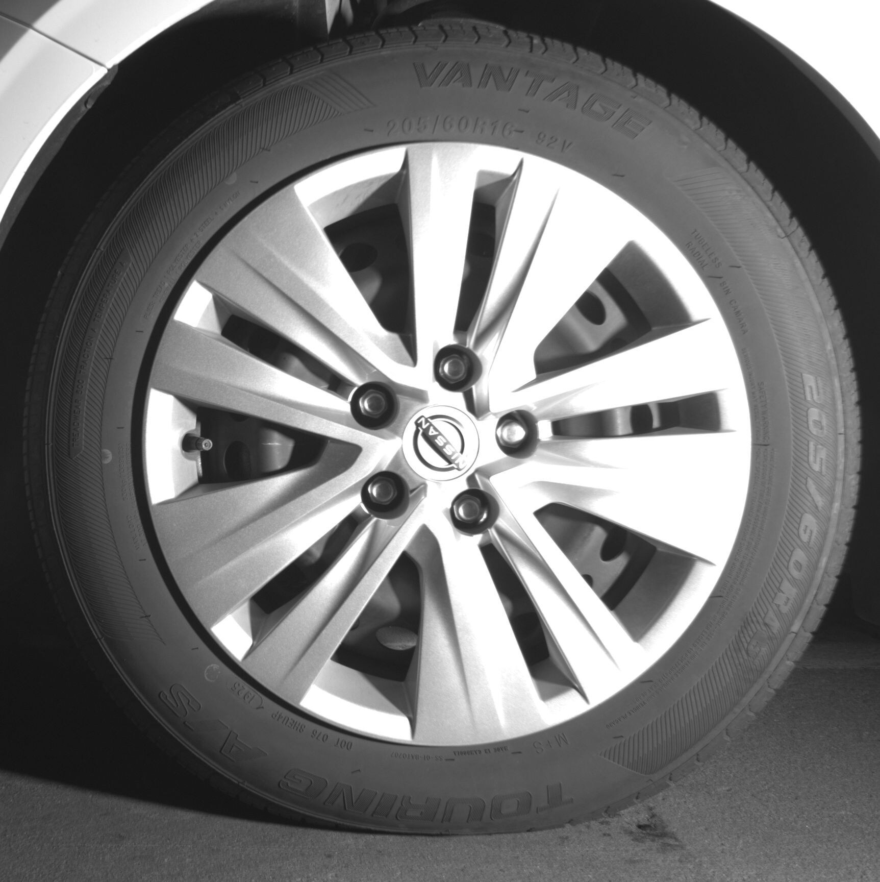 Thumbnail: 2025 Nissan Sentra - 9