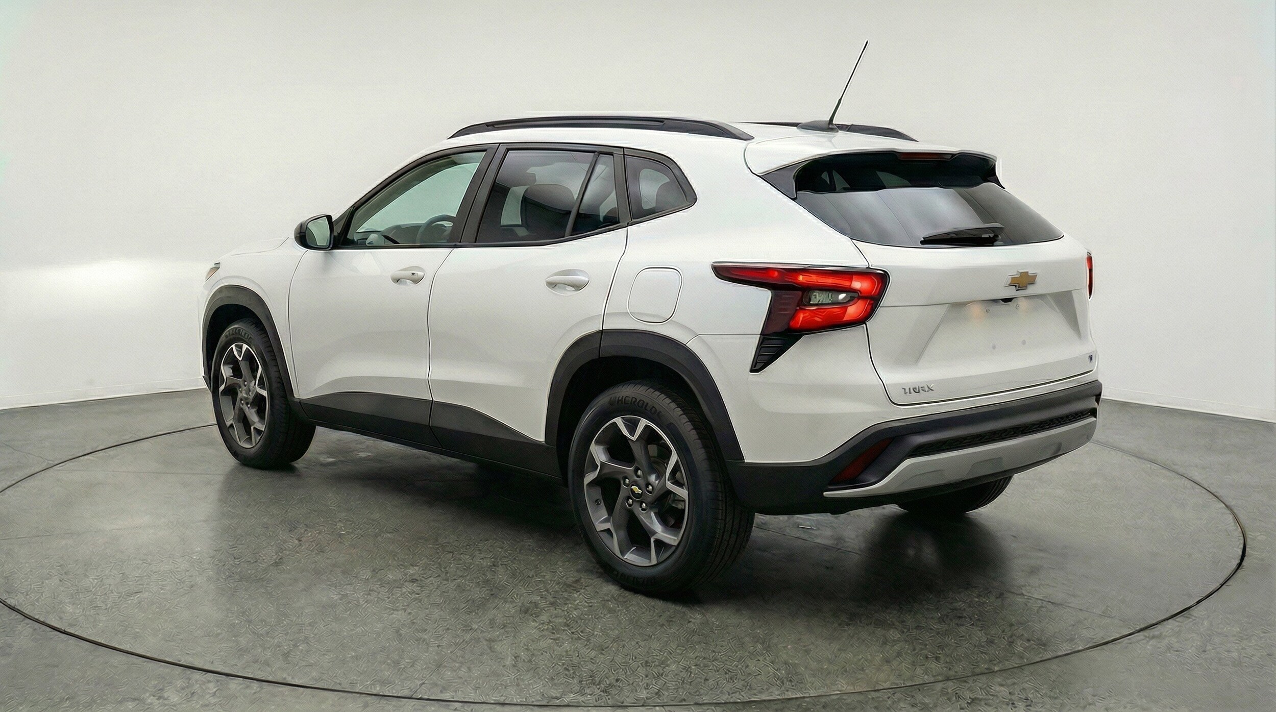 Thumbnail: 2025 Chevrolet Trax - 6