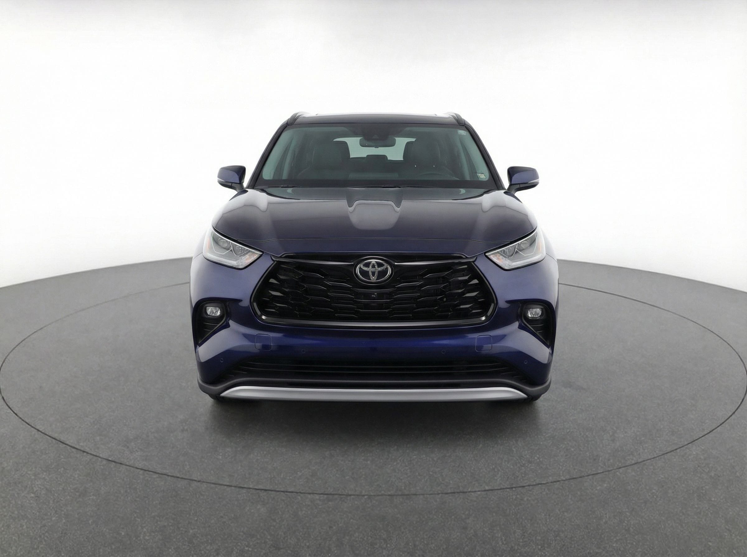Thumbnail: 2024 Toyota Highlander - 2