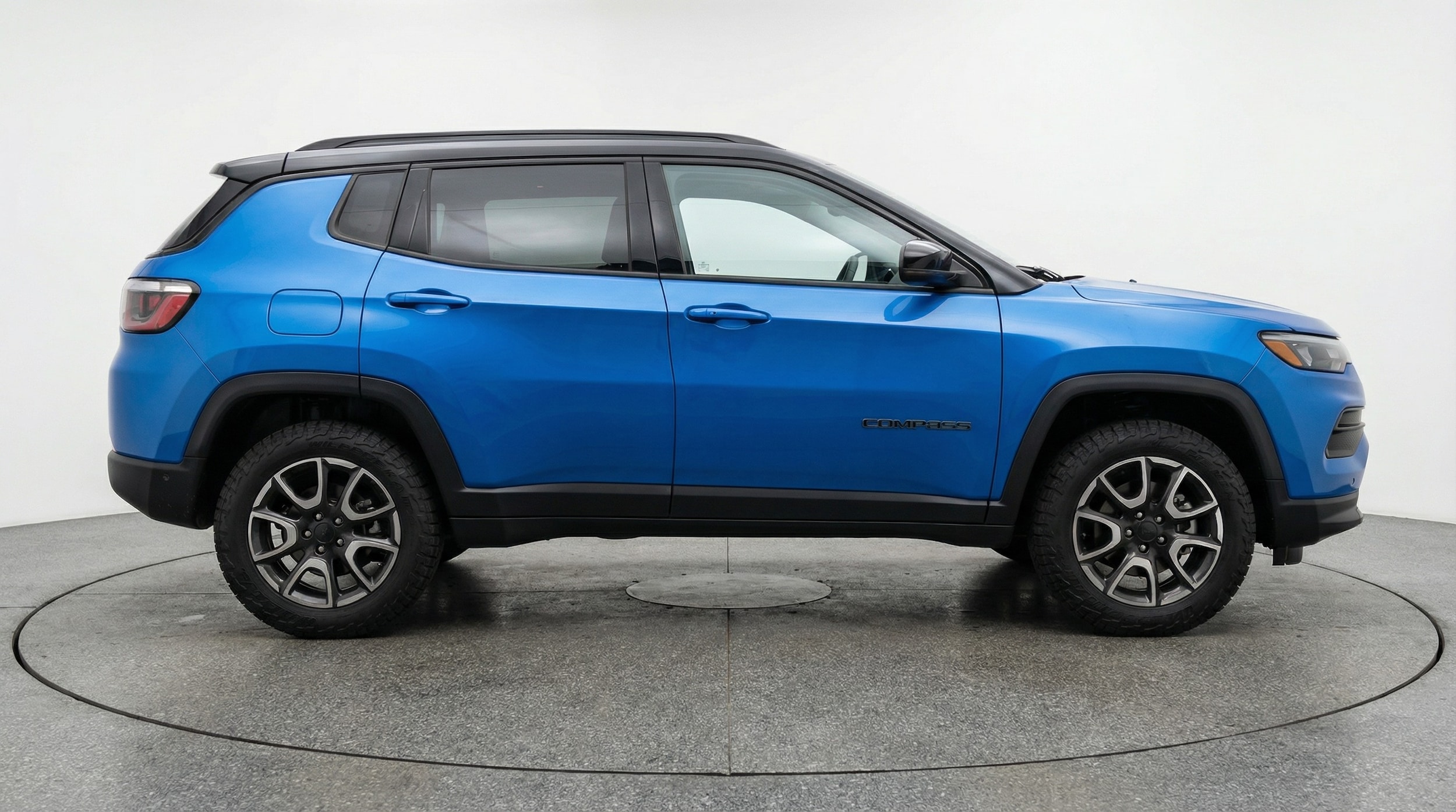 Thumbnail: 2025 Jeep Compass - 8