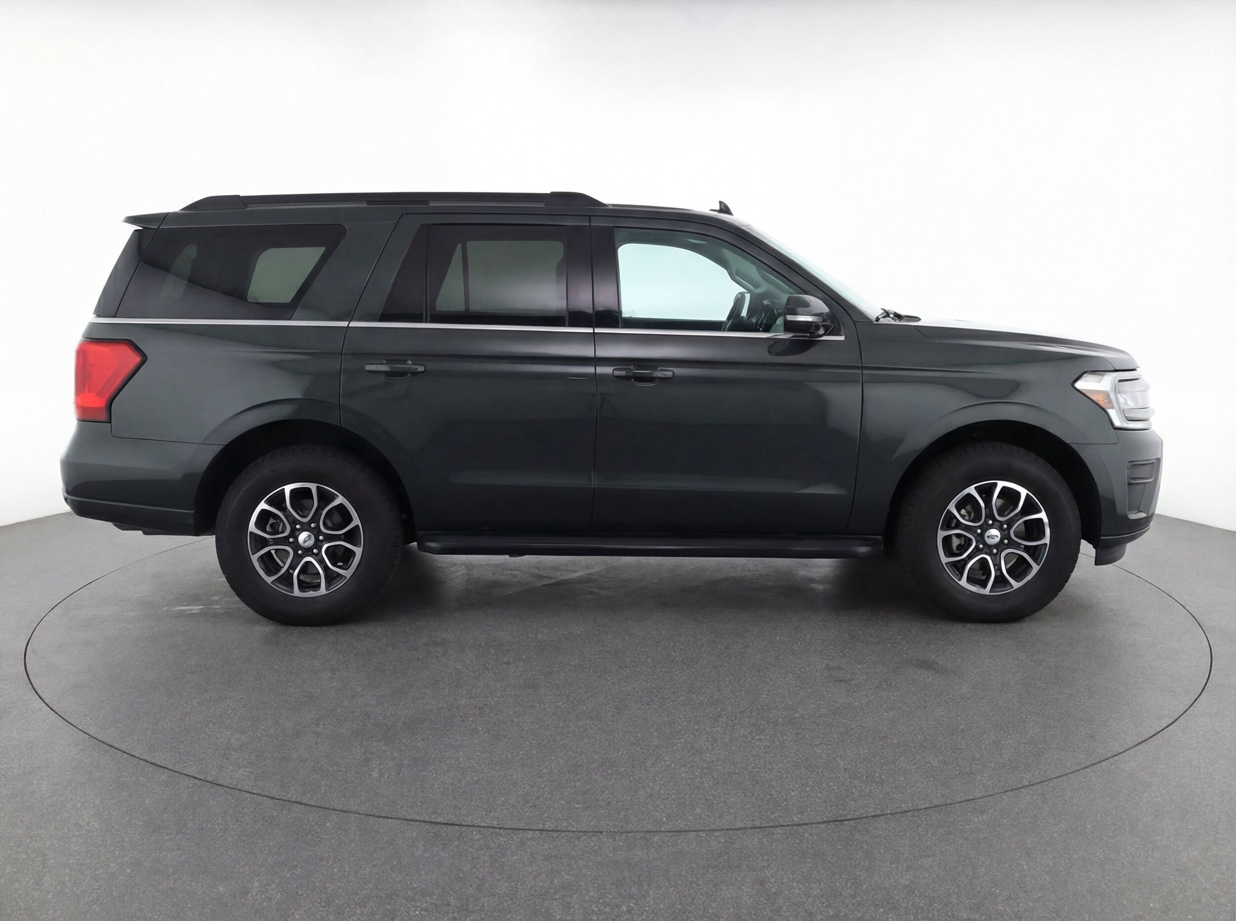 Thumbnail: 2022 Ford Expedition - 11