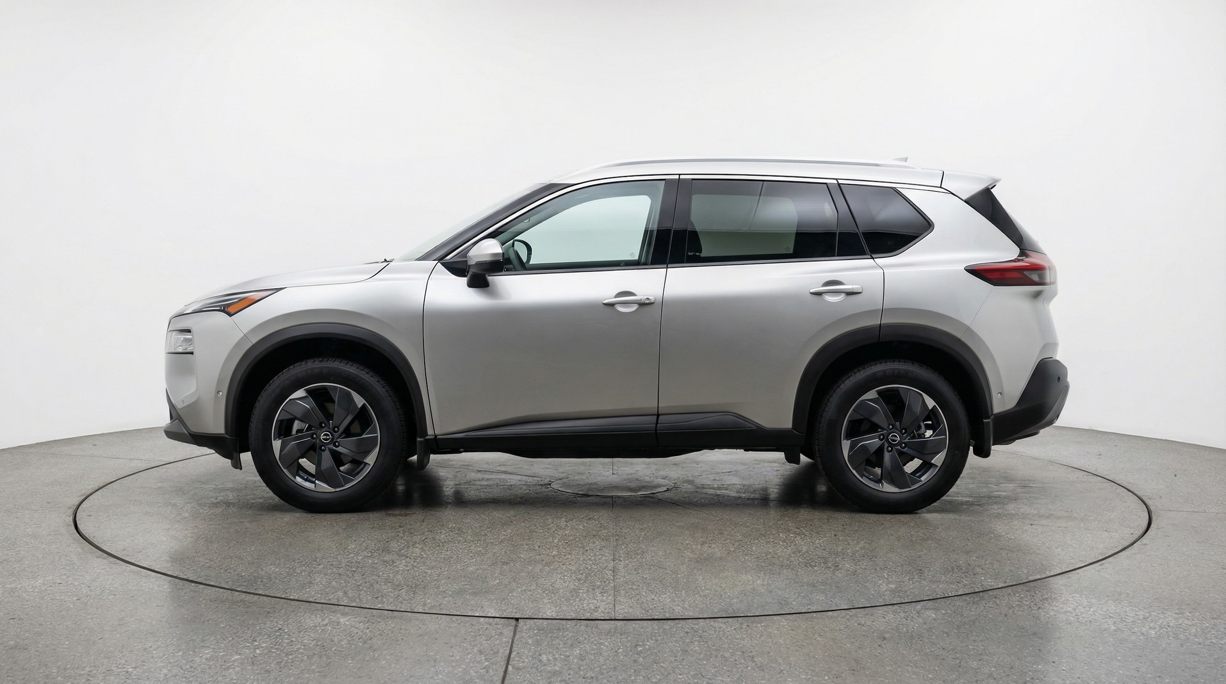 Thumbnail: 2025 Nissan Rogue - 4