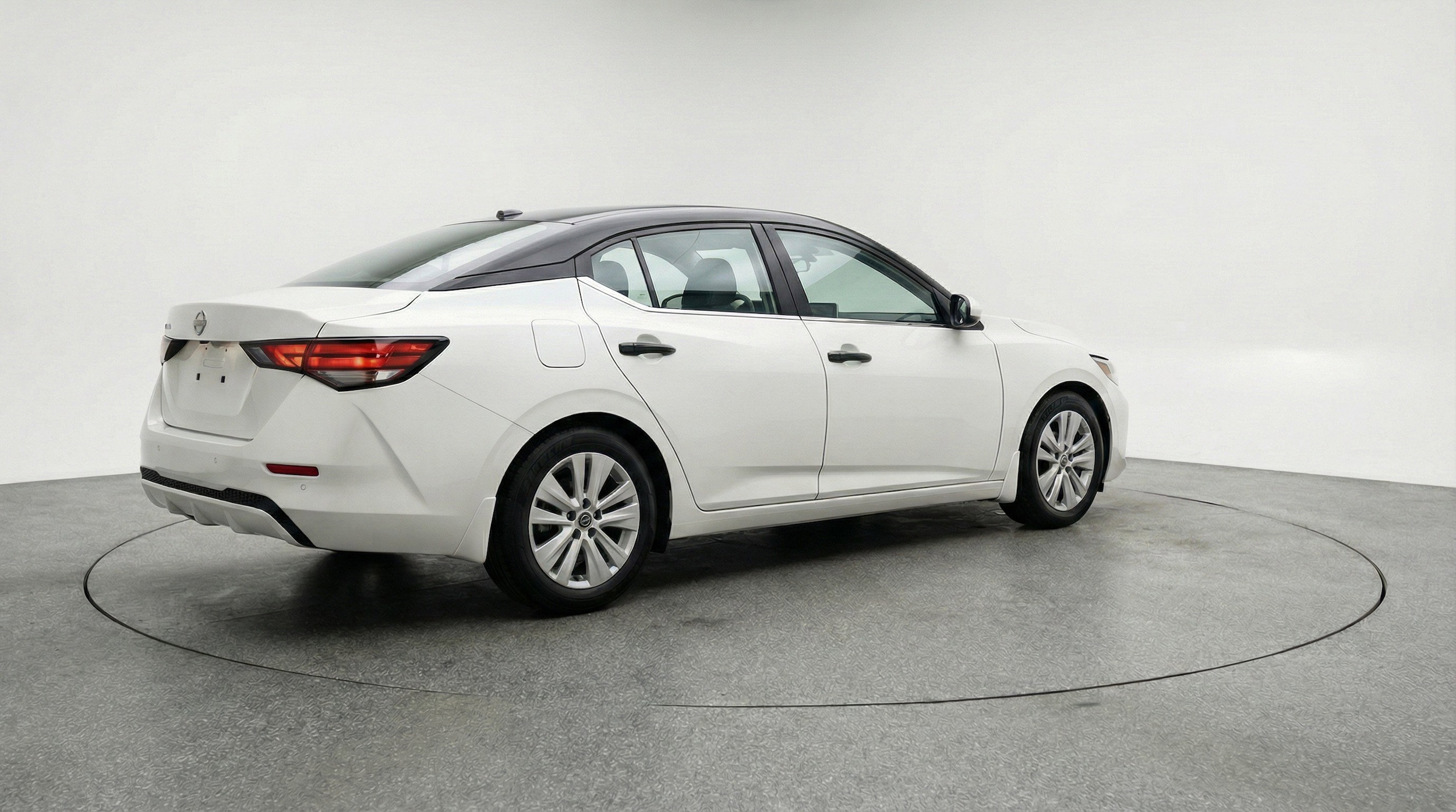 Thumbnail: 2025 Nissan Sentra - 9