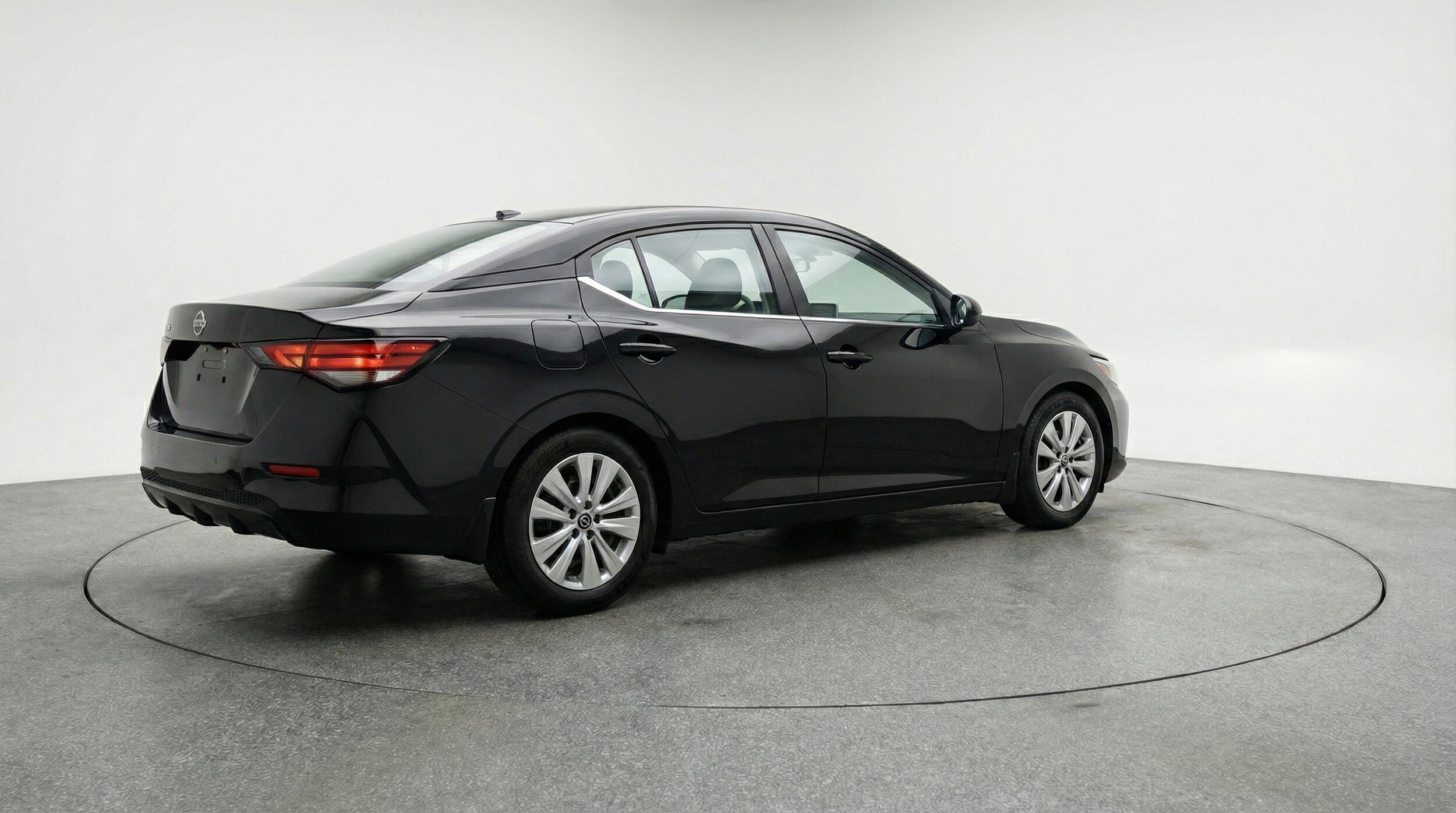 Thumbnail: 2025 Nissan Sentra - 9