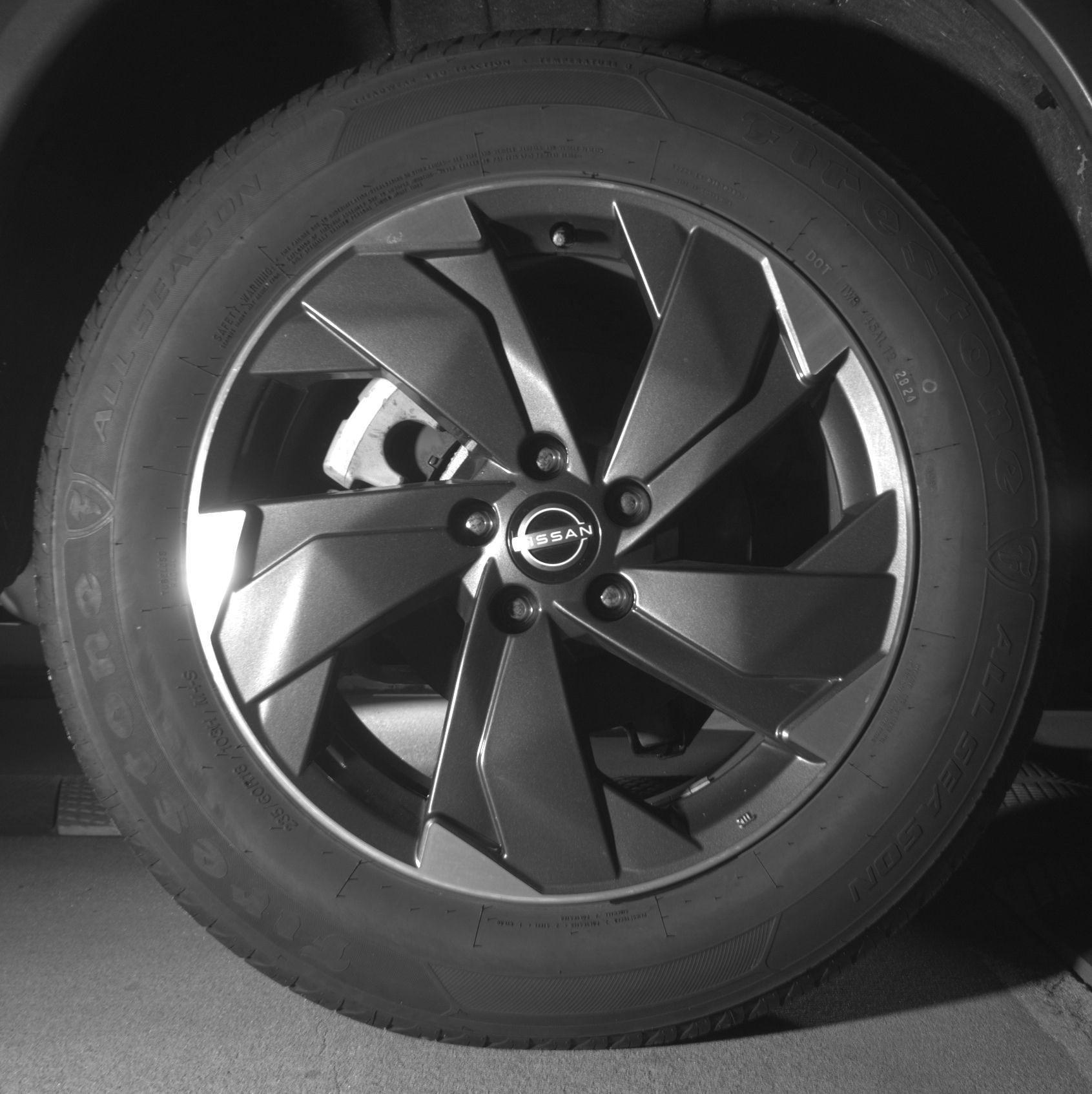 Thumbnail: 2025 Nissan Rogue - 12