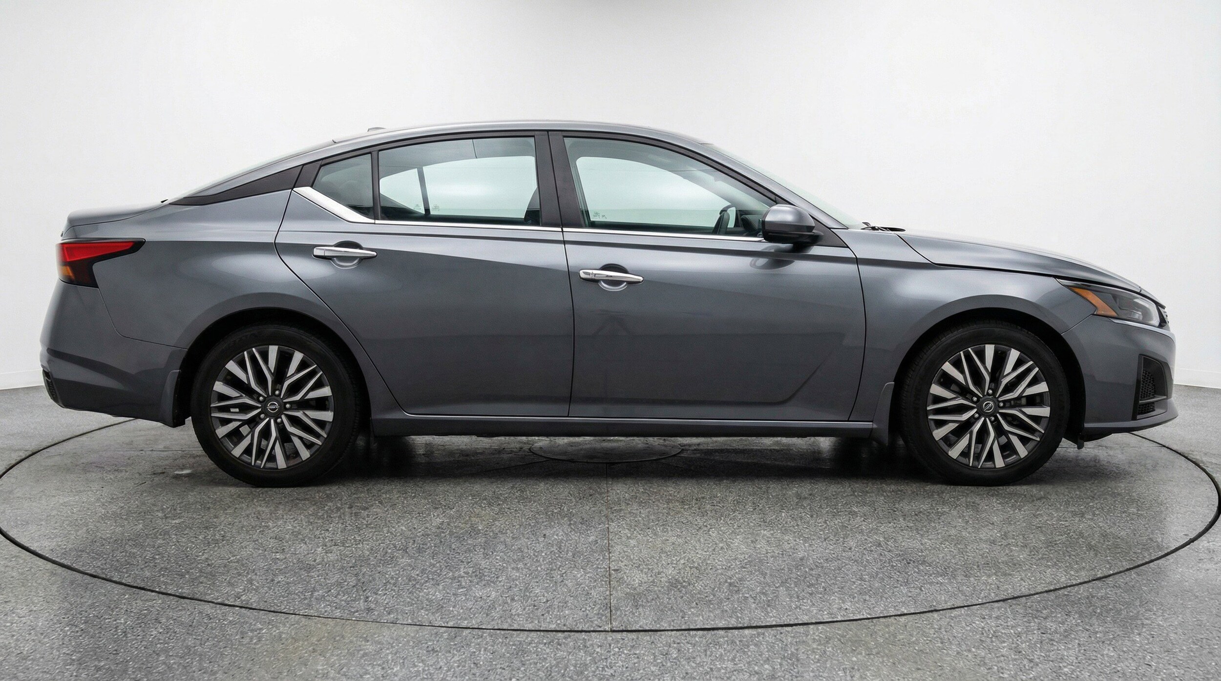 Thumbnail: 2025 Nissan Altima - 11