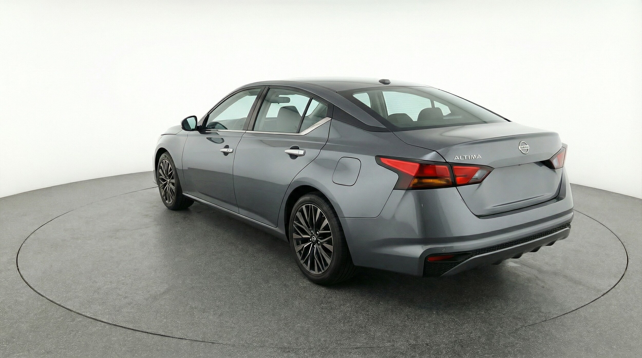 Thumbnail: 2025 Nissan Altima - 5
