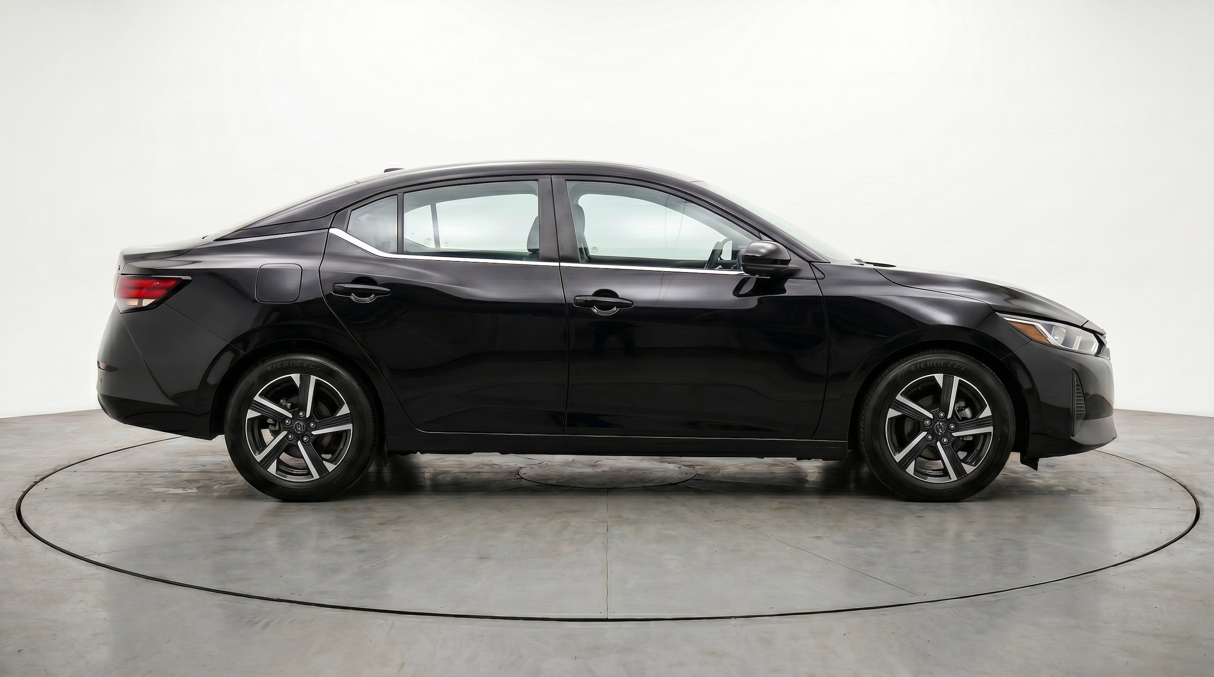 Thumbnail: 2025 Nissan Sentra - 11