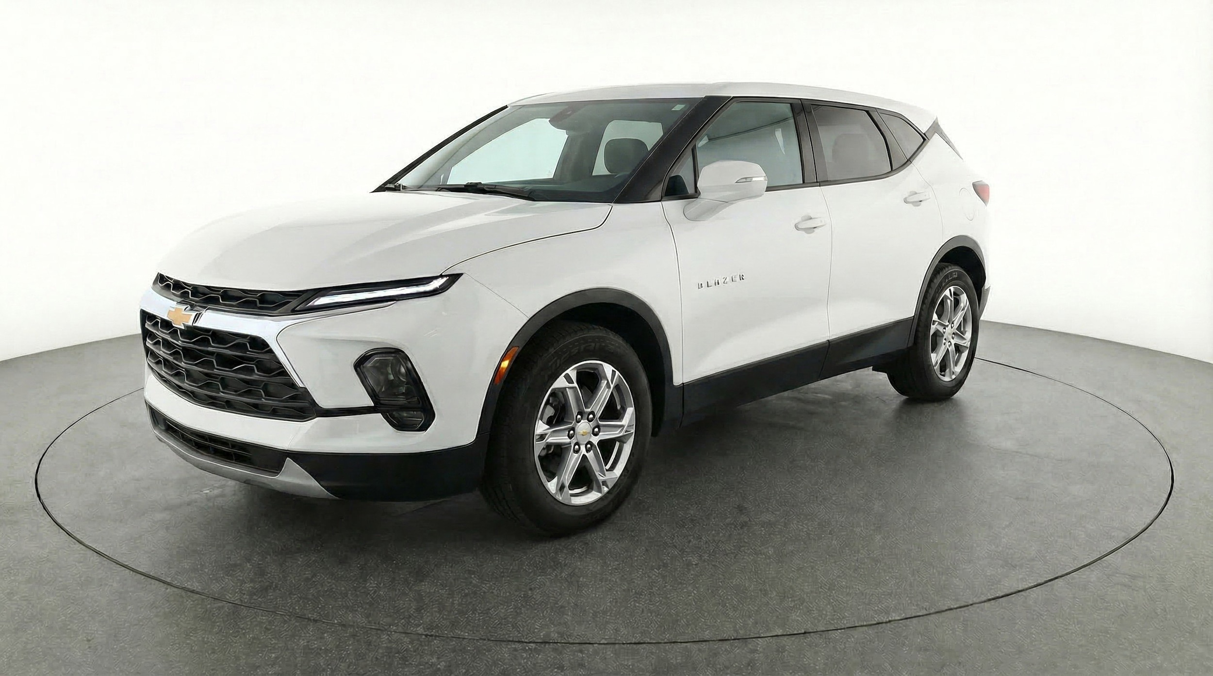Thumbnail: 2025 Chevrolet Blazer - 3