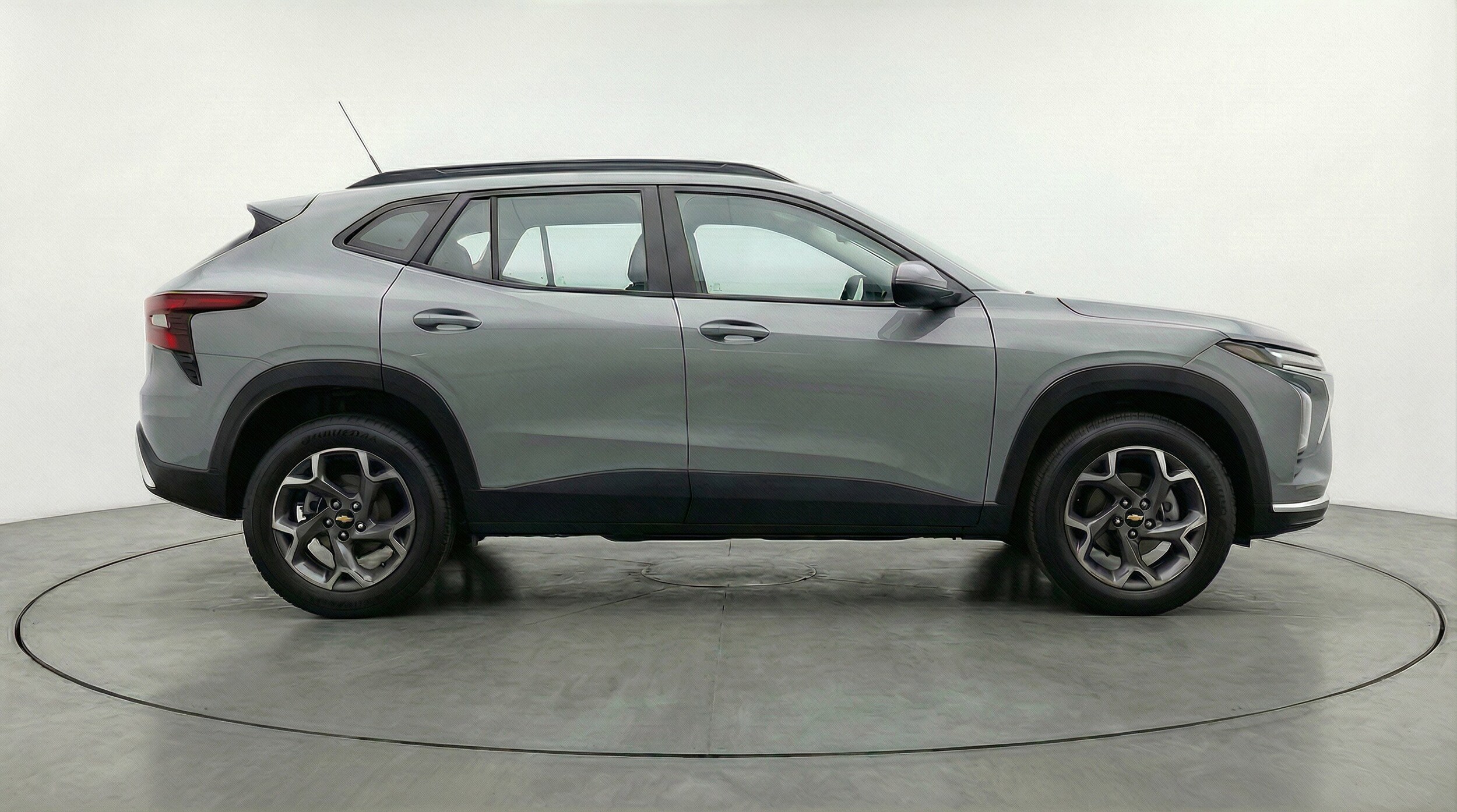 Thumbnail: 2025 Chevrolet Trax - 11