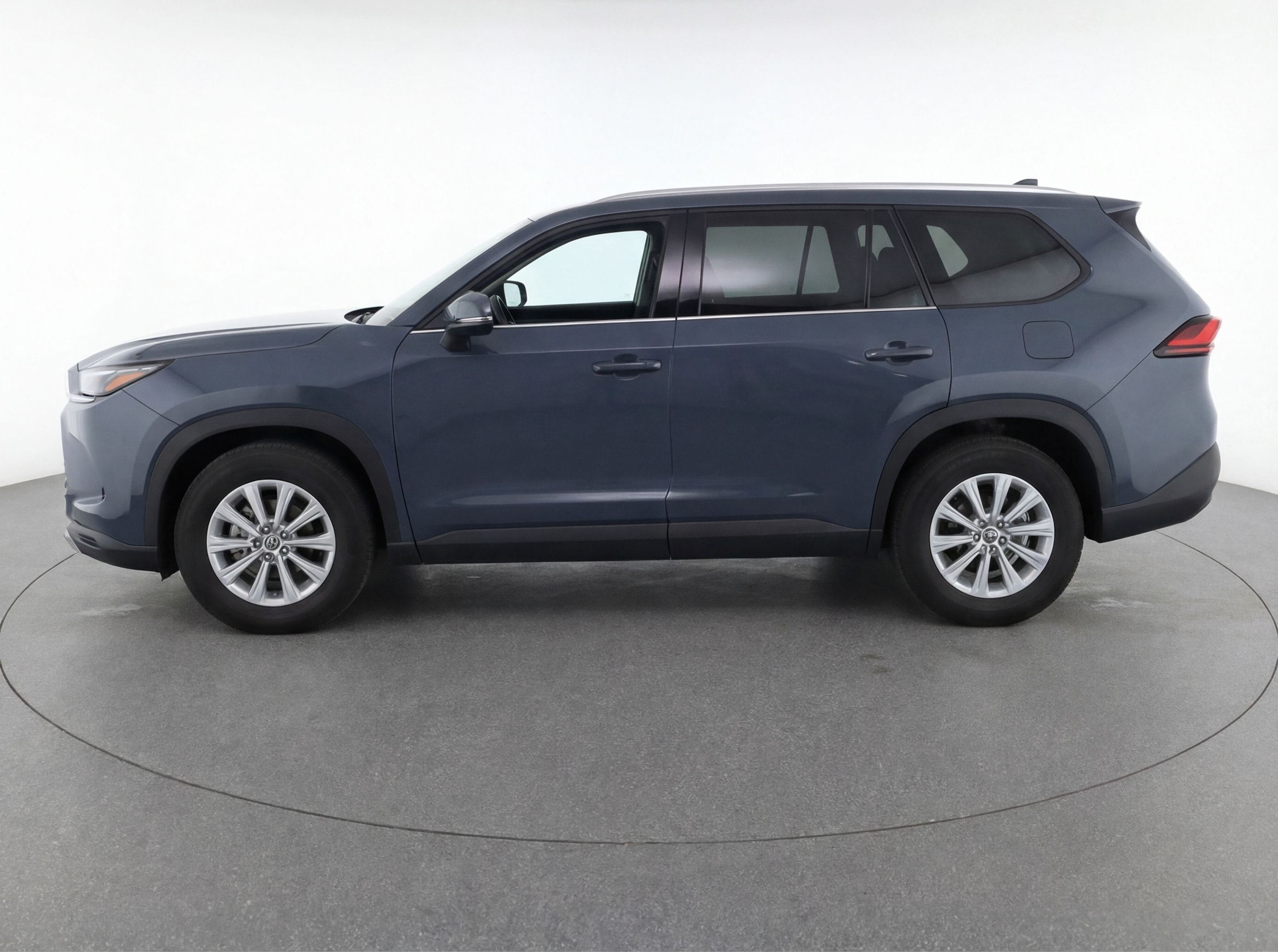 Thumbnail: 2024 Toyota Grand Highlander - 4