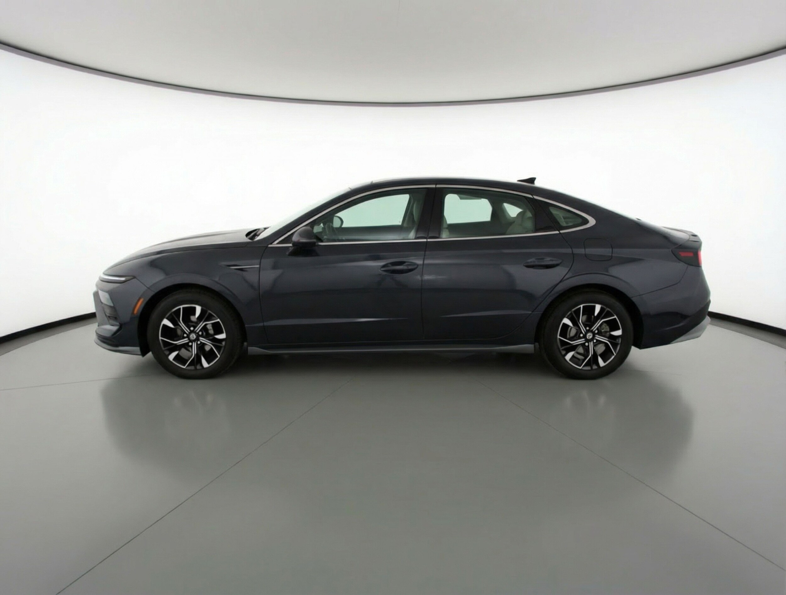 Thumbnail: 2025 Hyundai Sonata - 4