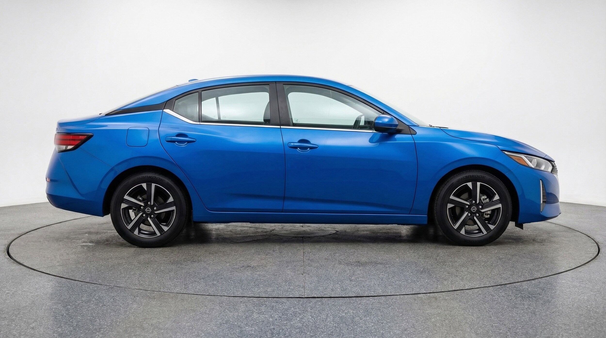 Thumbnail: 2025 Nissan Sentra - 11