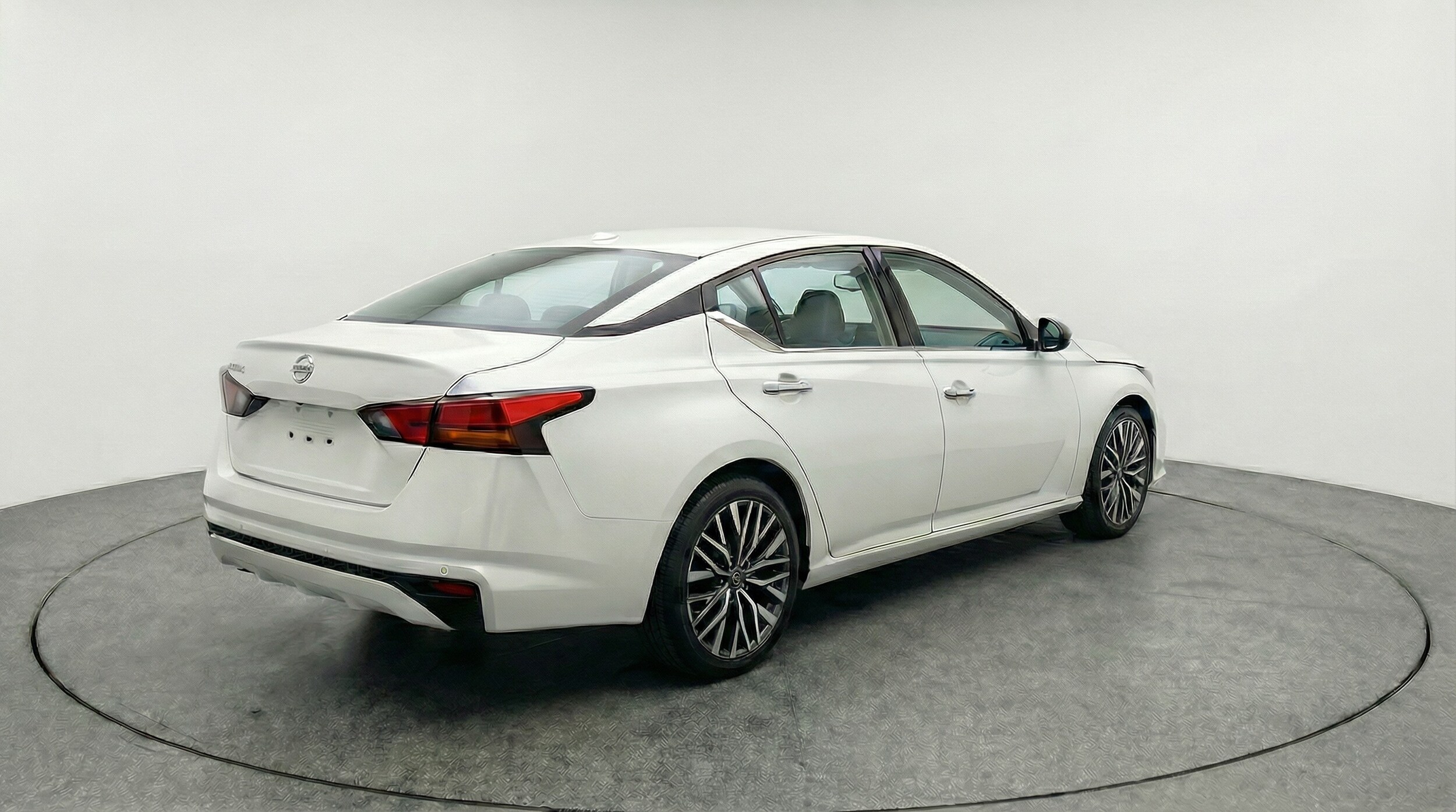 Thumbnail: 2025 Nissan Altima - 7