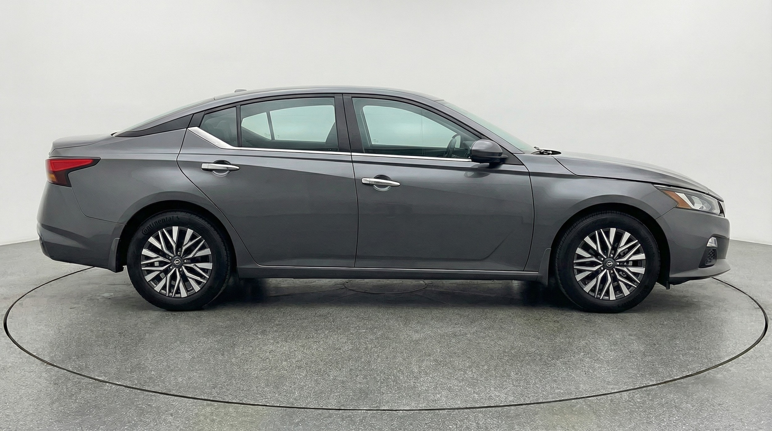 Thumbnail: 2025 Nissan Altima - 8