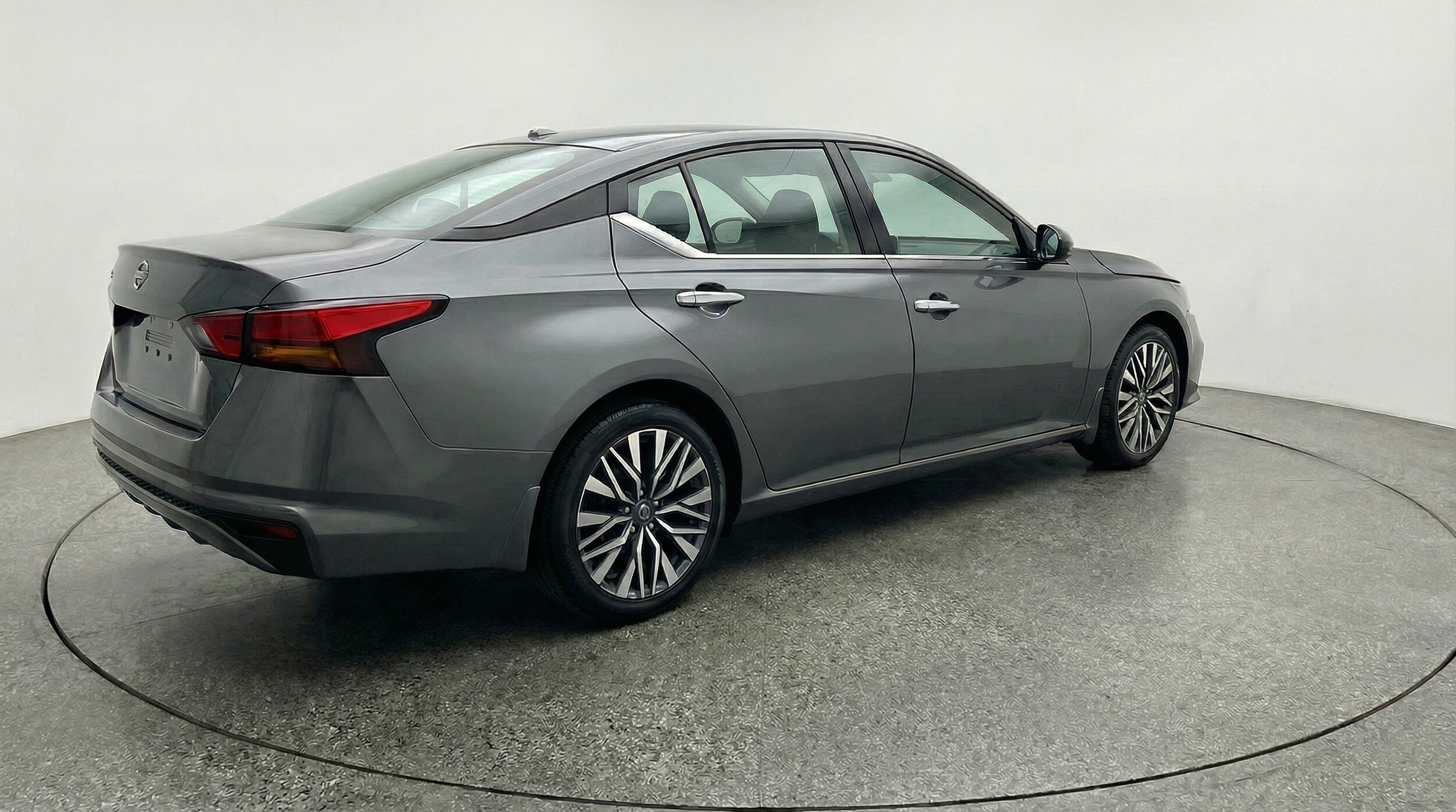 Thumbnail: 2025 Nissan Altima - 7