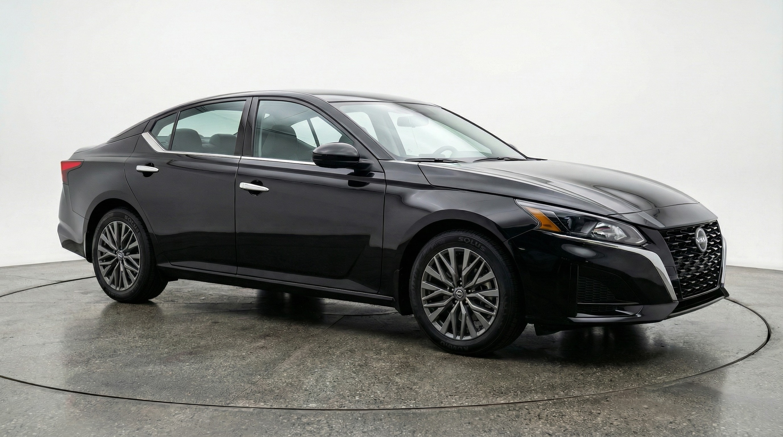 Thumbnail: 2025 Nissan Altima - 1