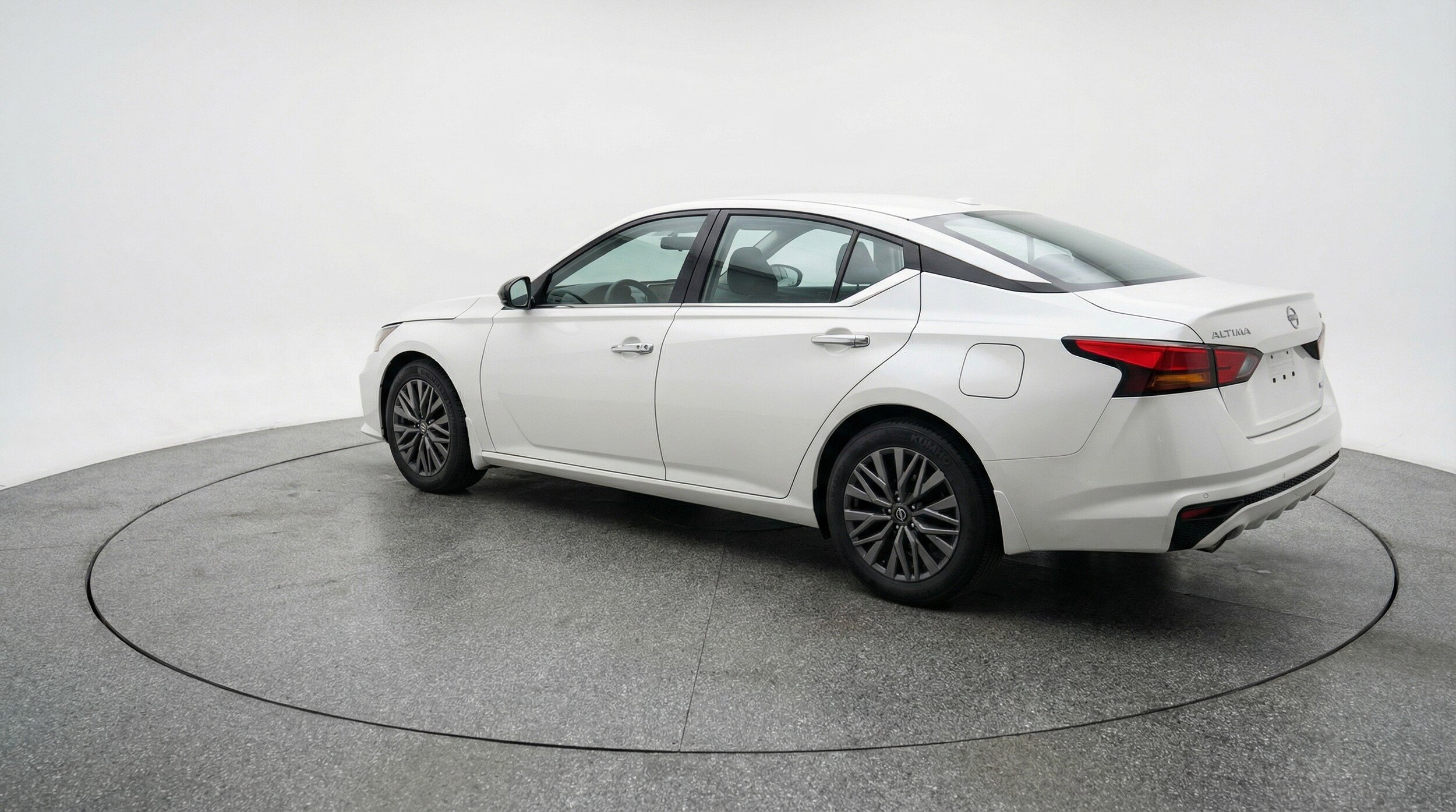 Thumbnail: 2025 Nissan Altima - 6