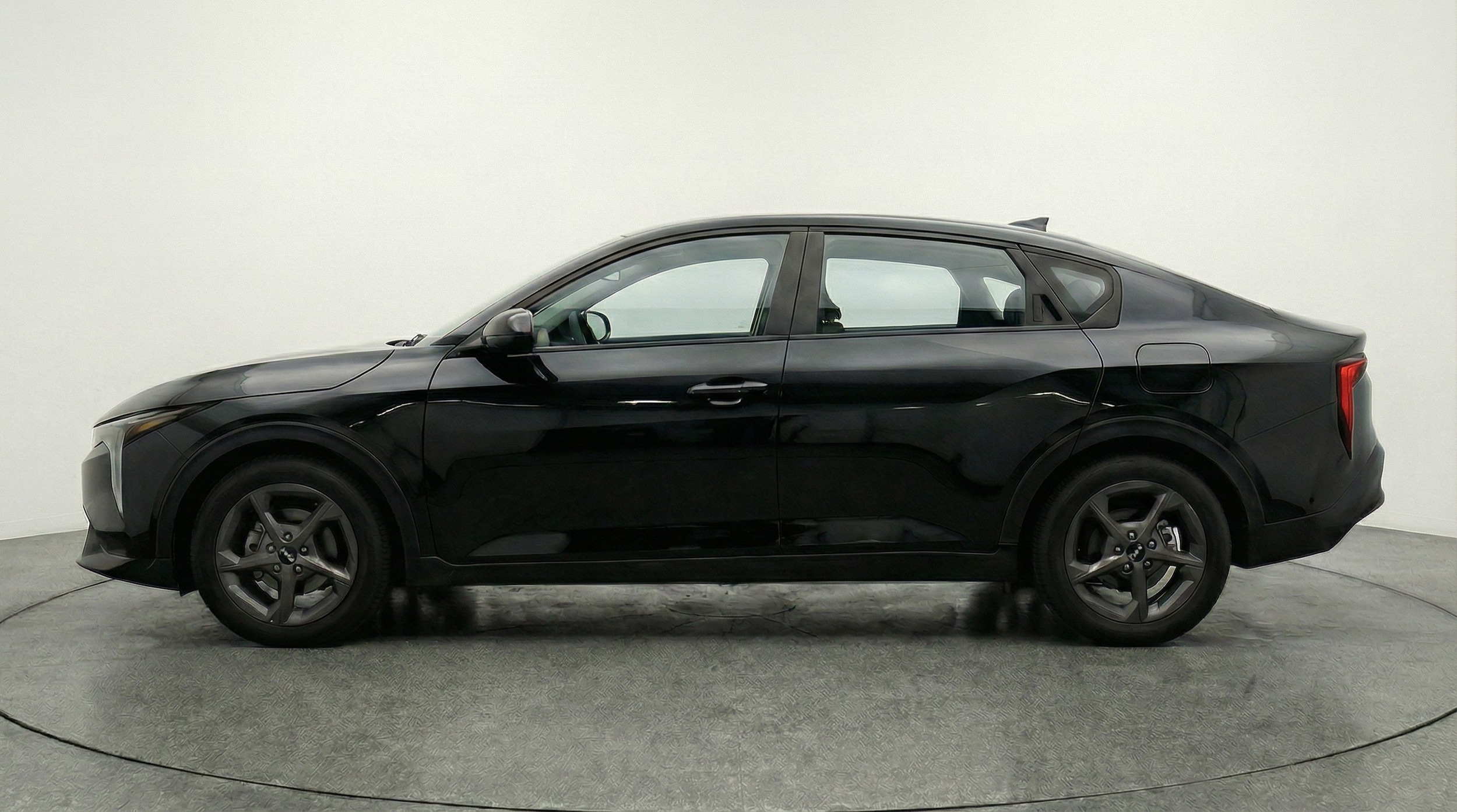 Thumbnail: 2025 Kia K4 - 4