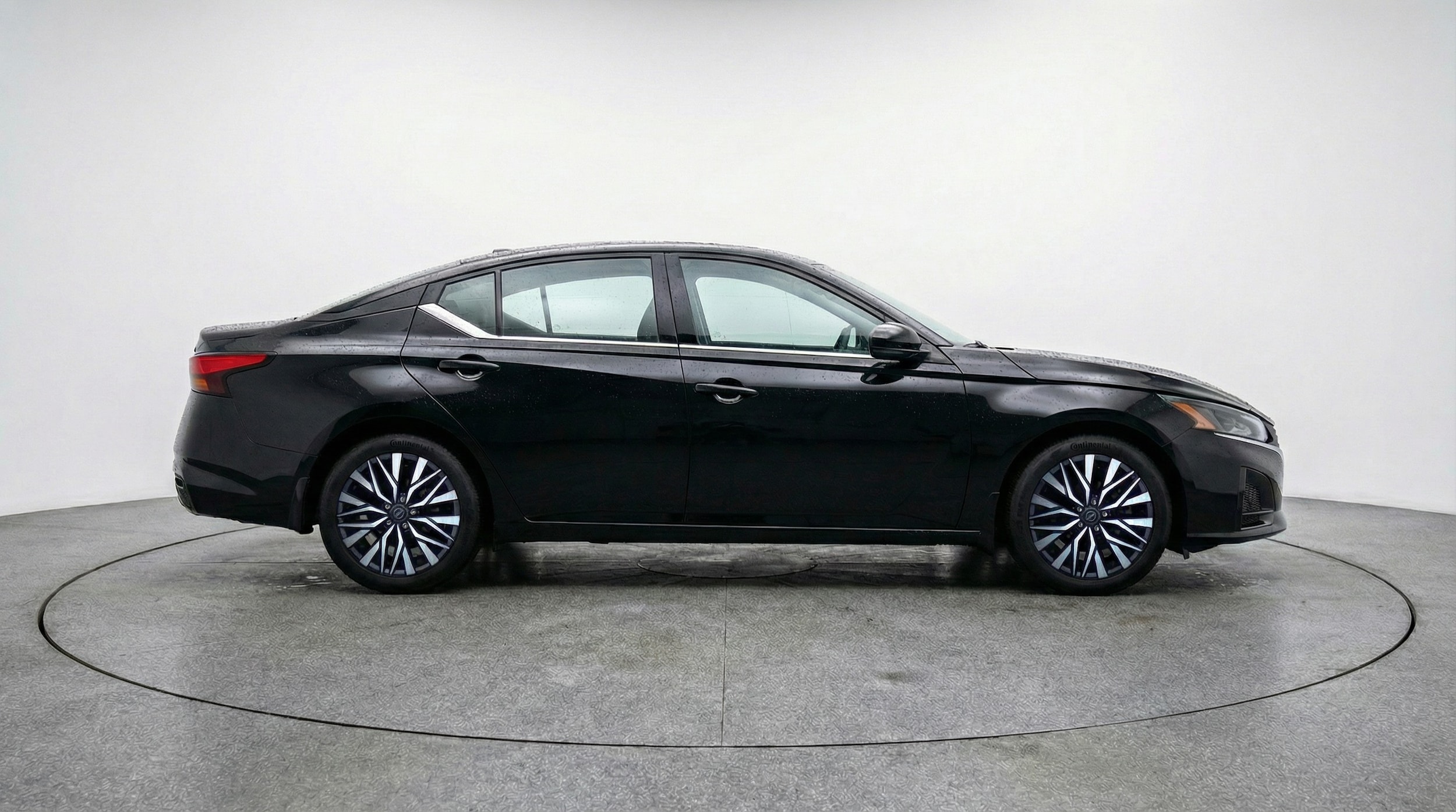 Thumbnail: 2025 Nissan Altima - 8