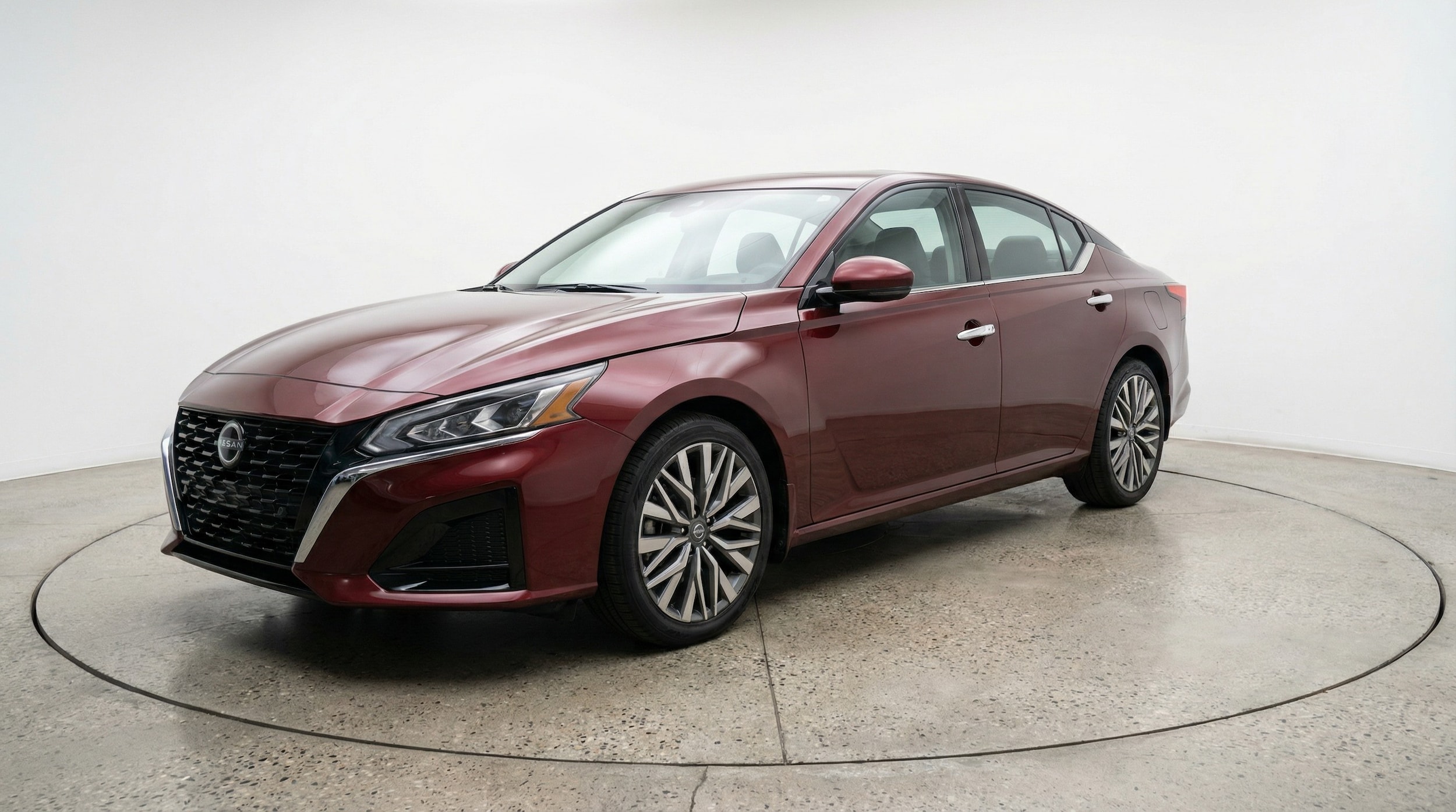 Thumbnail: 2025 Nissan Altima - 3