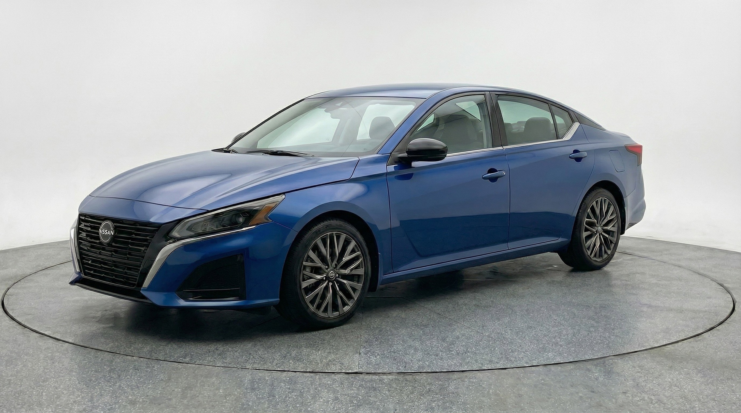 Thumbnail: 2025 Nissan Altima - 3