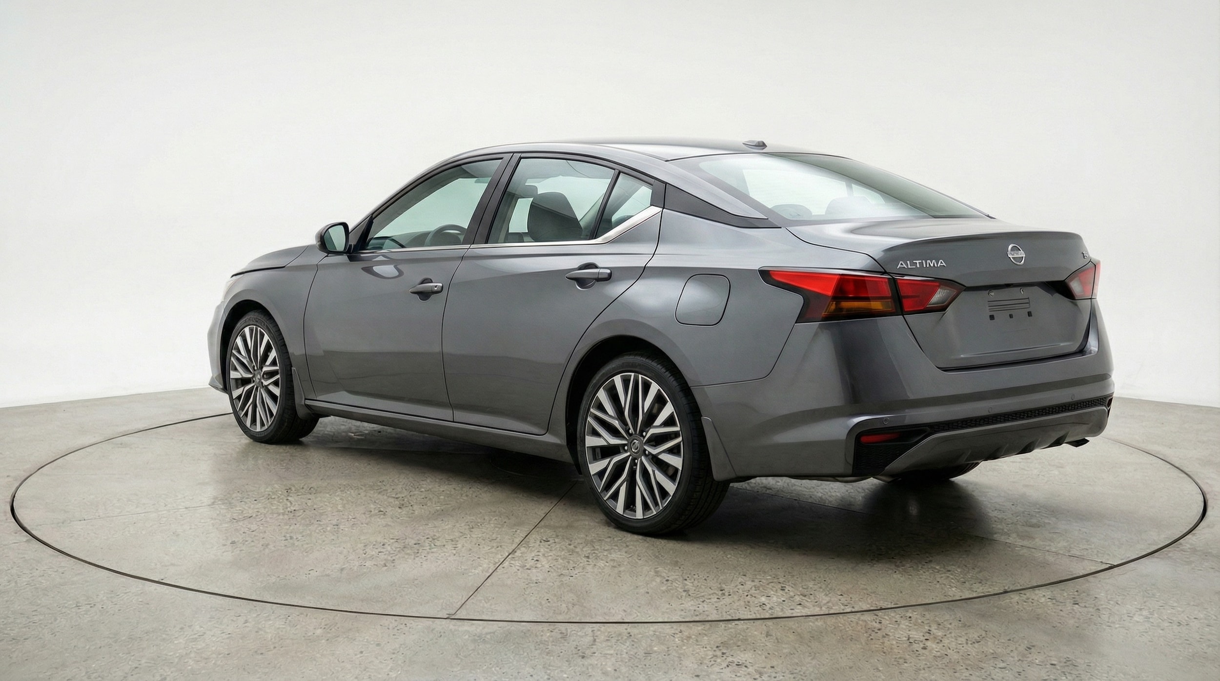 Thumbnail: 2025 Nissan Altima - 5