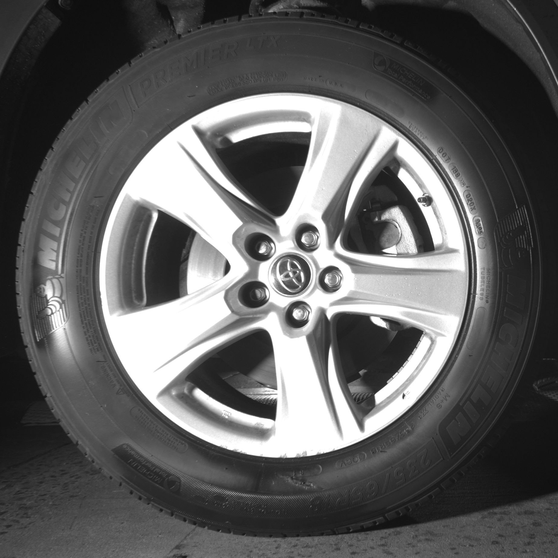 Thumbnail: 2025 Toyota Highlander - 13