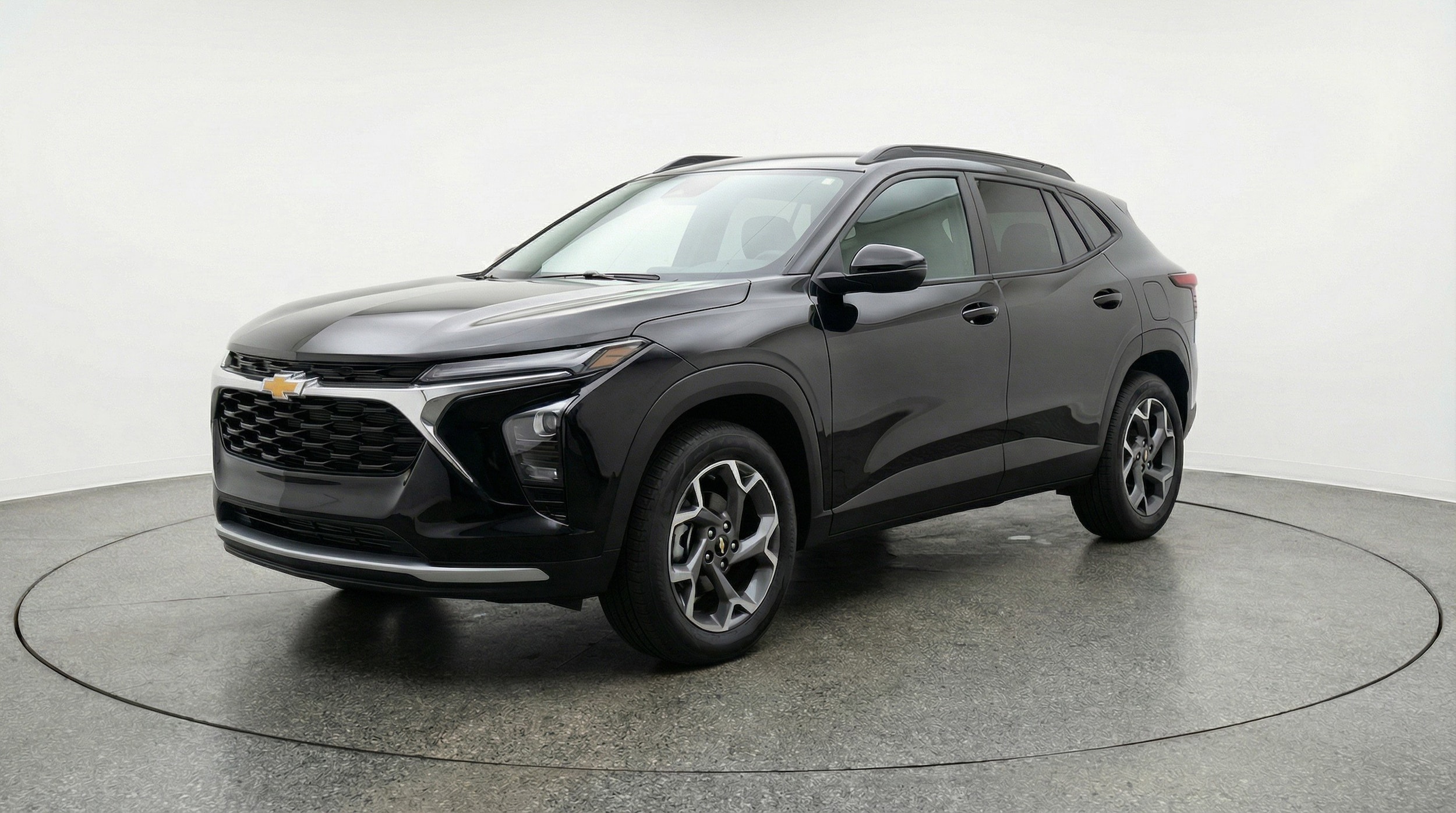 Thumbnail: 2025 Chevrolet Trax - 3