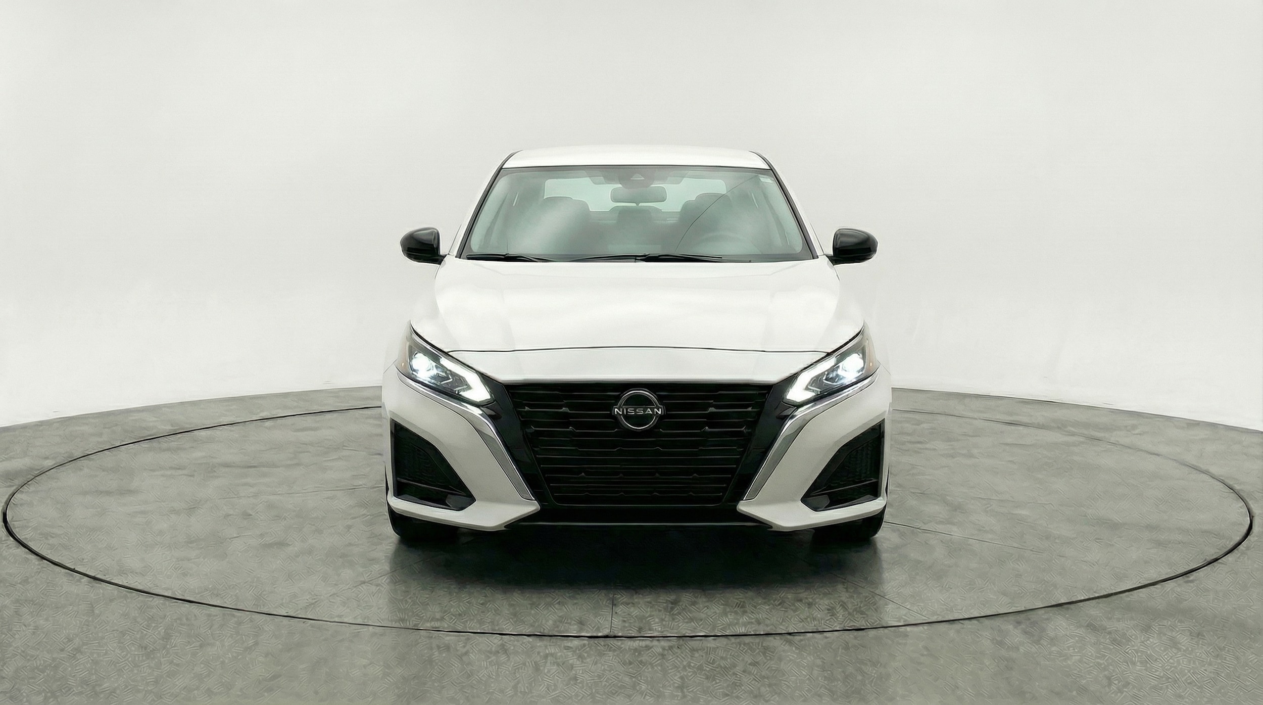 Thumbnail: 2025 Nissan Altima - 2