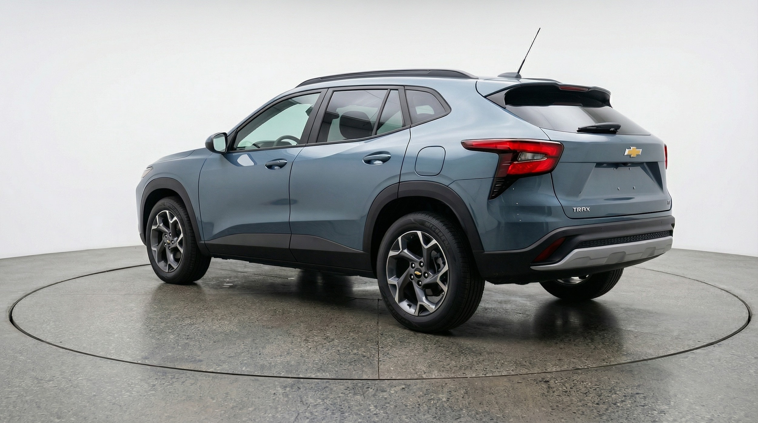 Thumbnail: 2025 Chevrolet Trax - 5