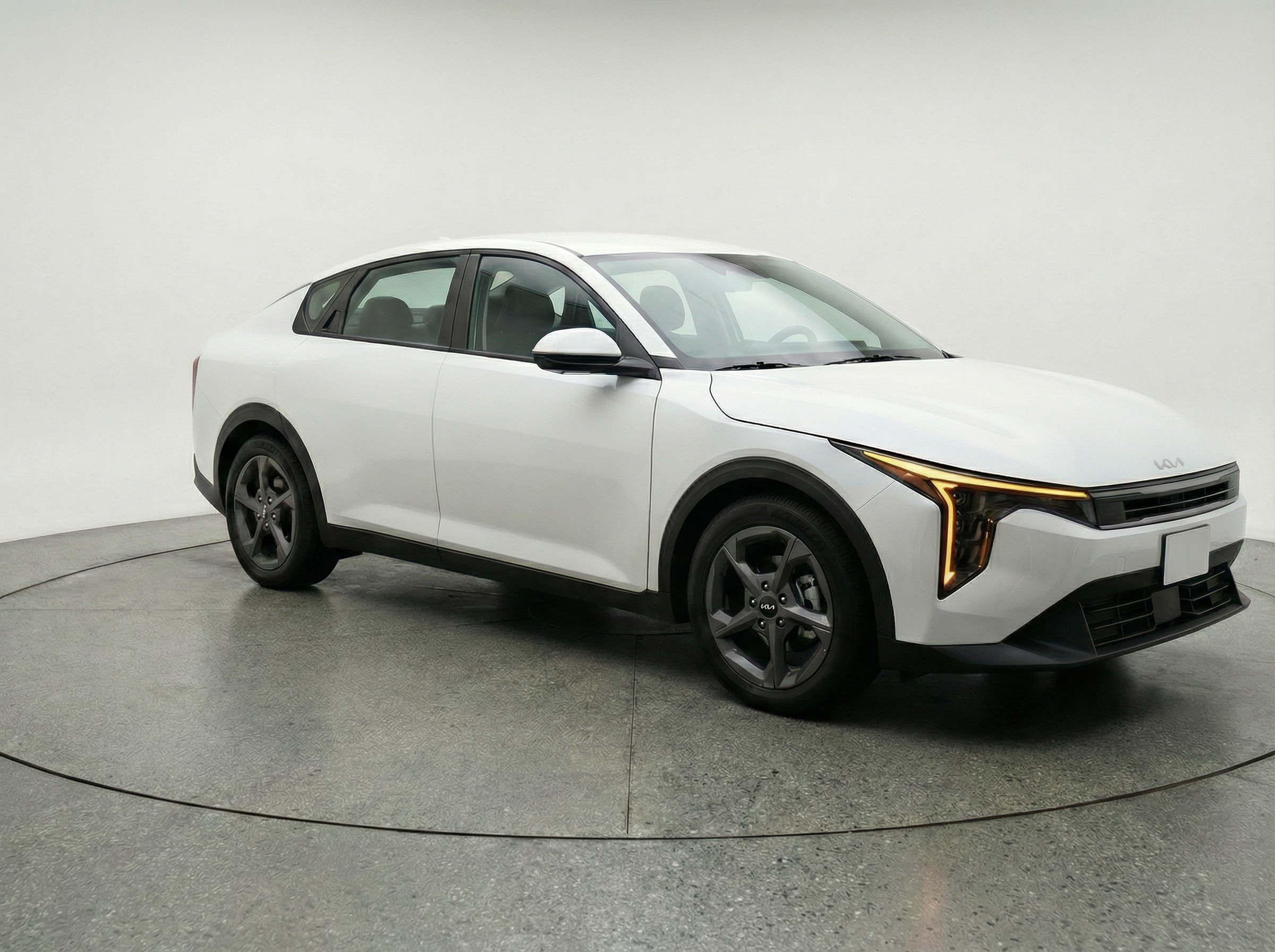 Thumbnail: 2025 Kia K4 - 1