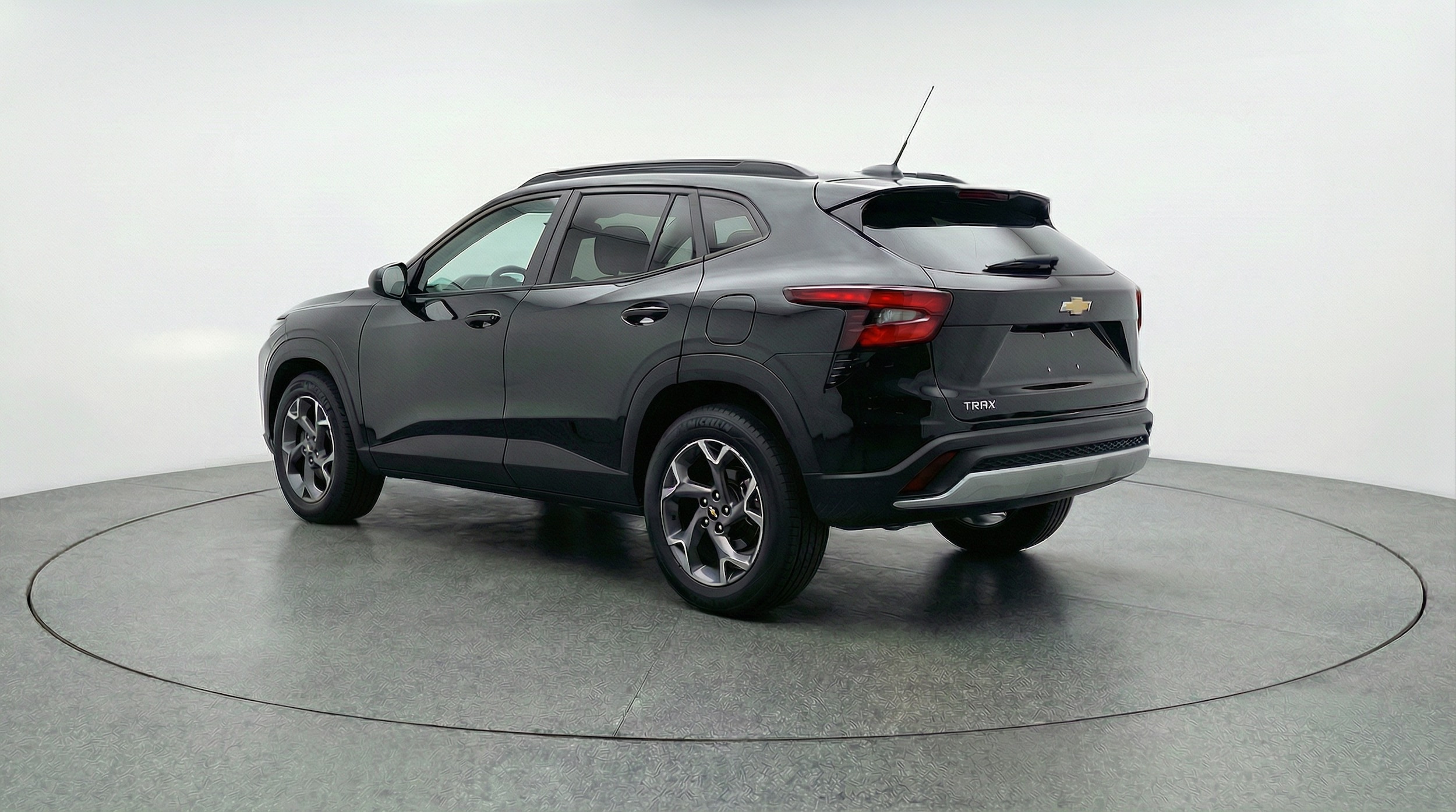 Thumbnail: 2025 Chevrolet Trax - 5